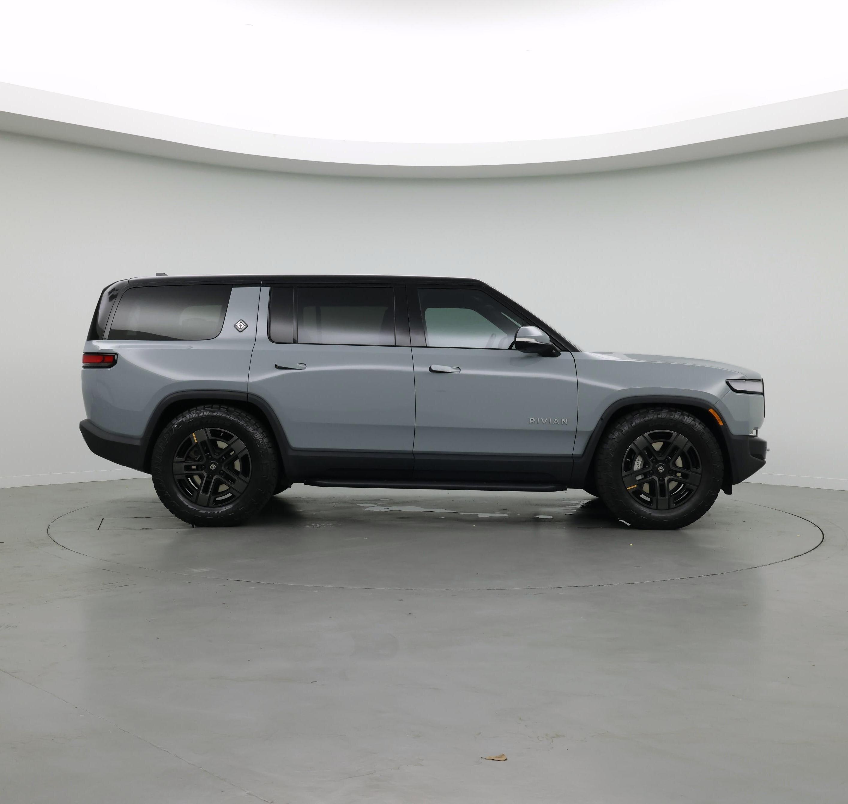 Thumbnail: 2024 Rivian R1S - 7