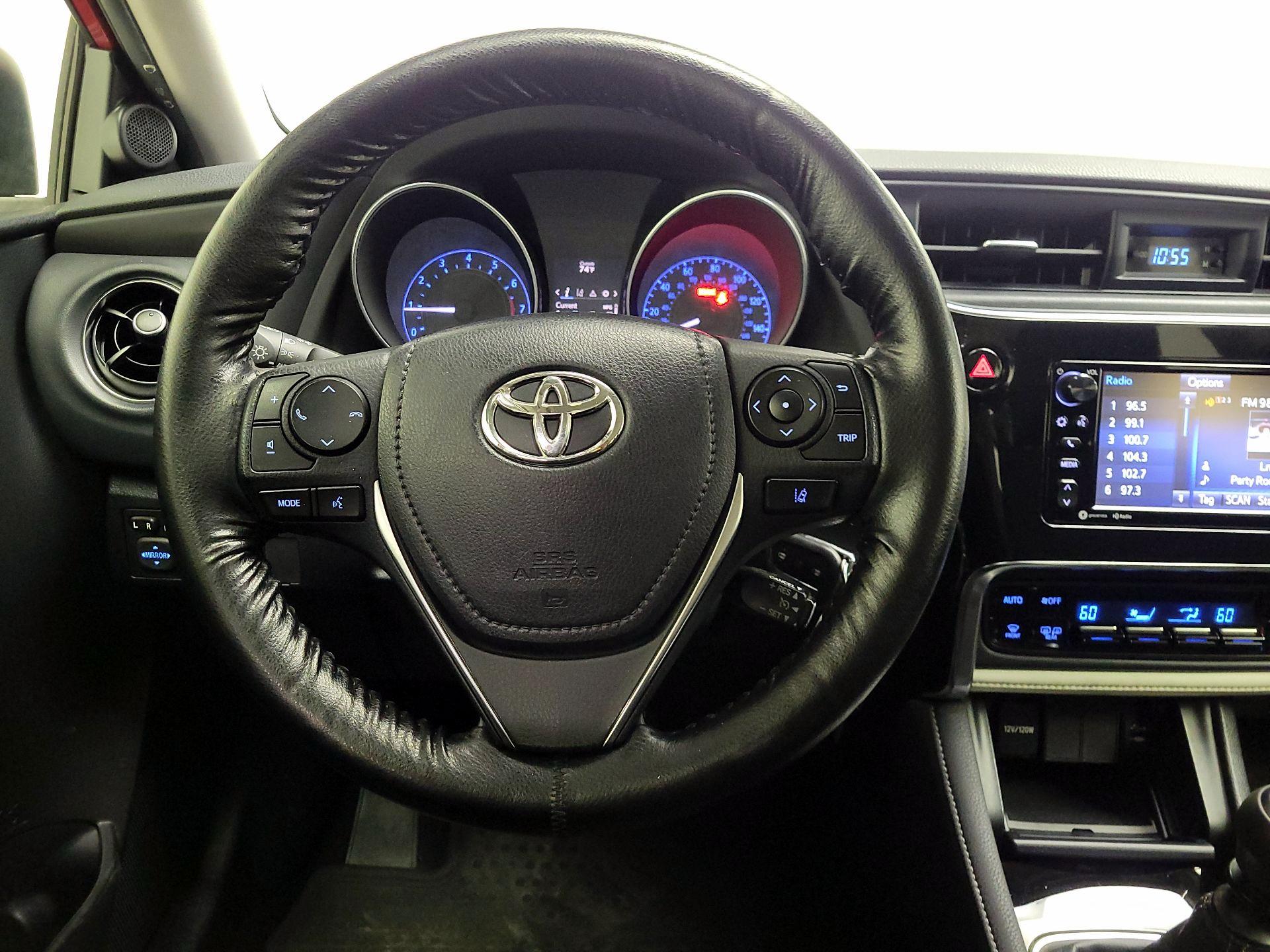 Thumbnail: 2017 Toyota Corolla iM - 10