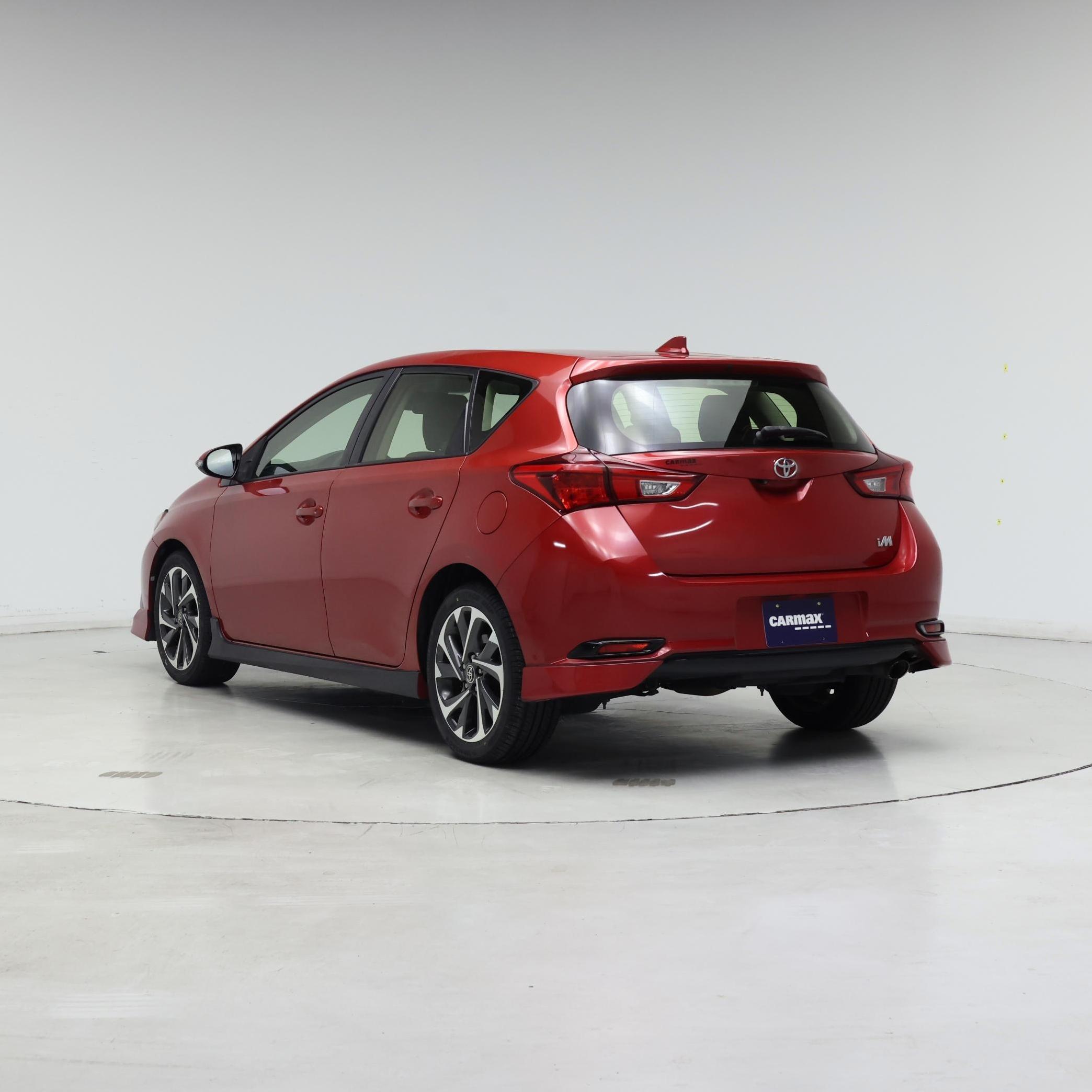 Thumbnail: 2017 Toyota Corolla iM - 2