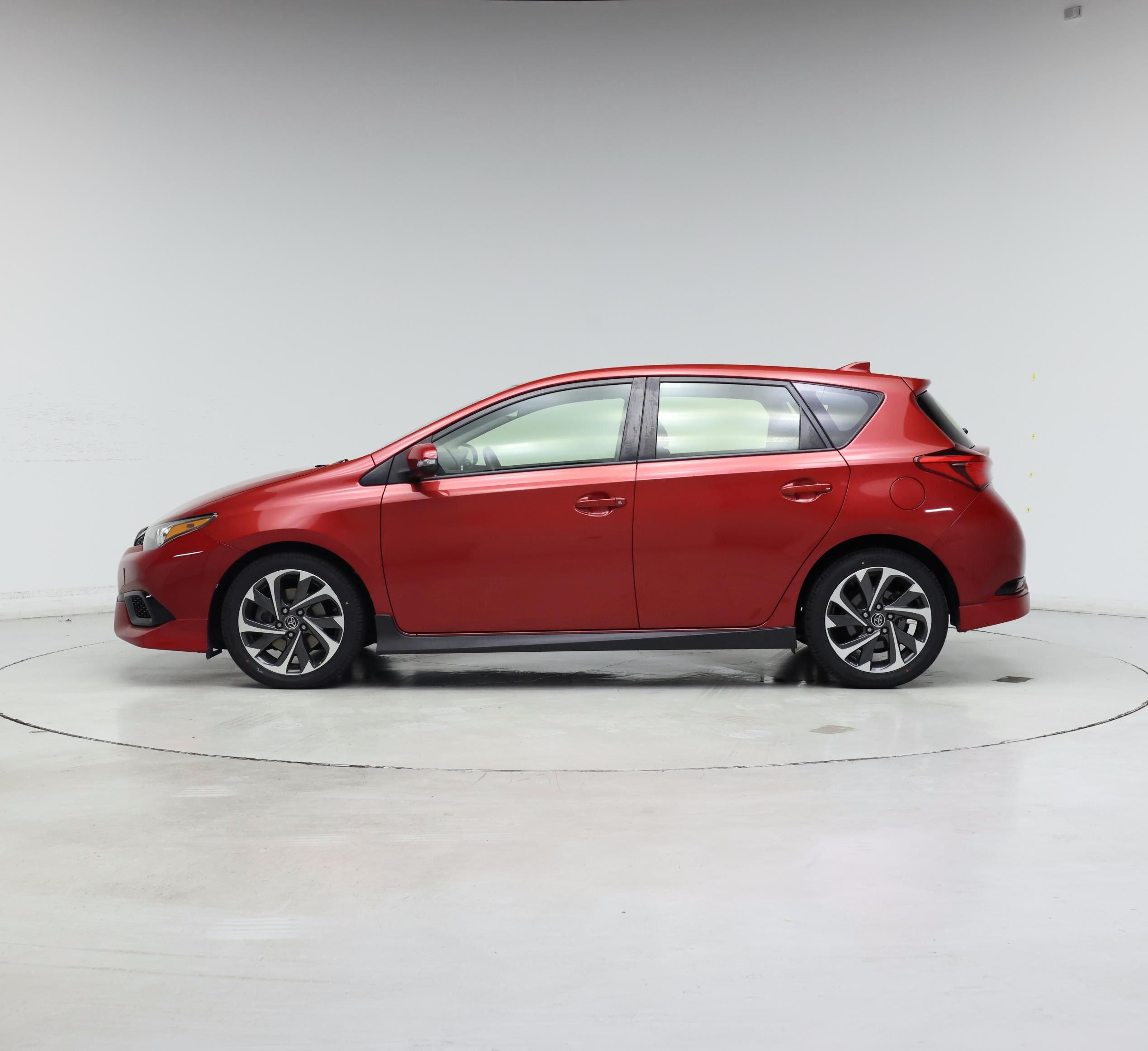 Thumbnail: 2017 Toyota Corolla iM - 3