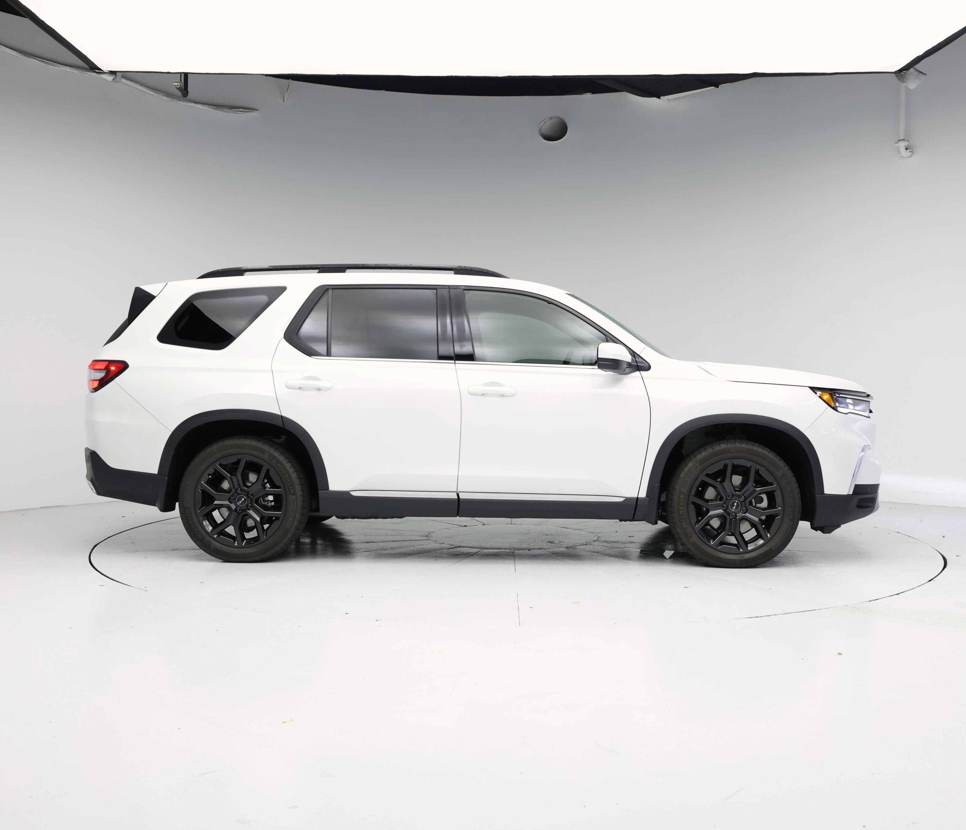 Thumbnail: 2025 Honda Pilot - 7