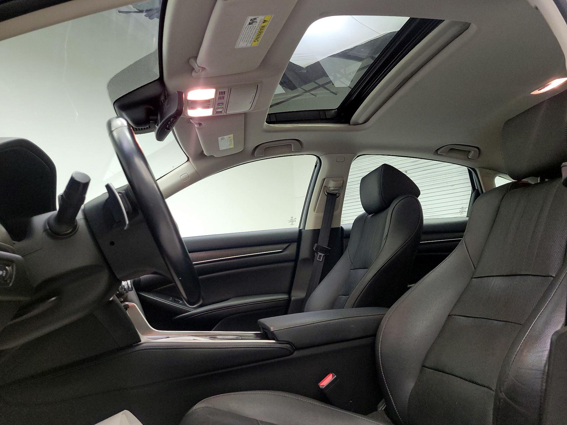 Thumbnail: 2020 Honda Accord - 20