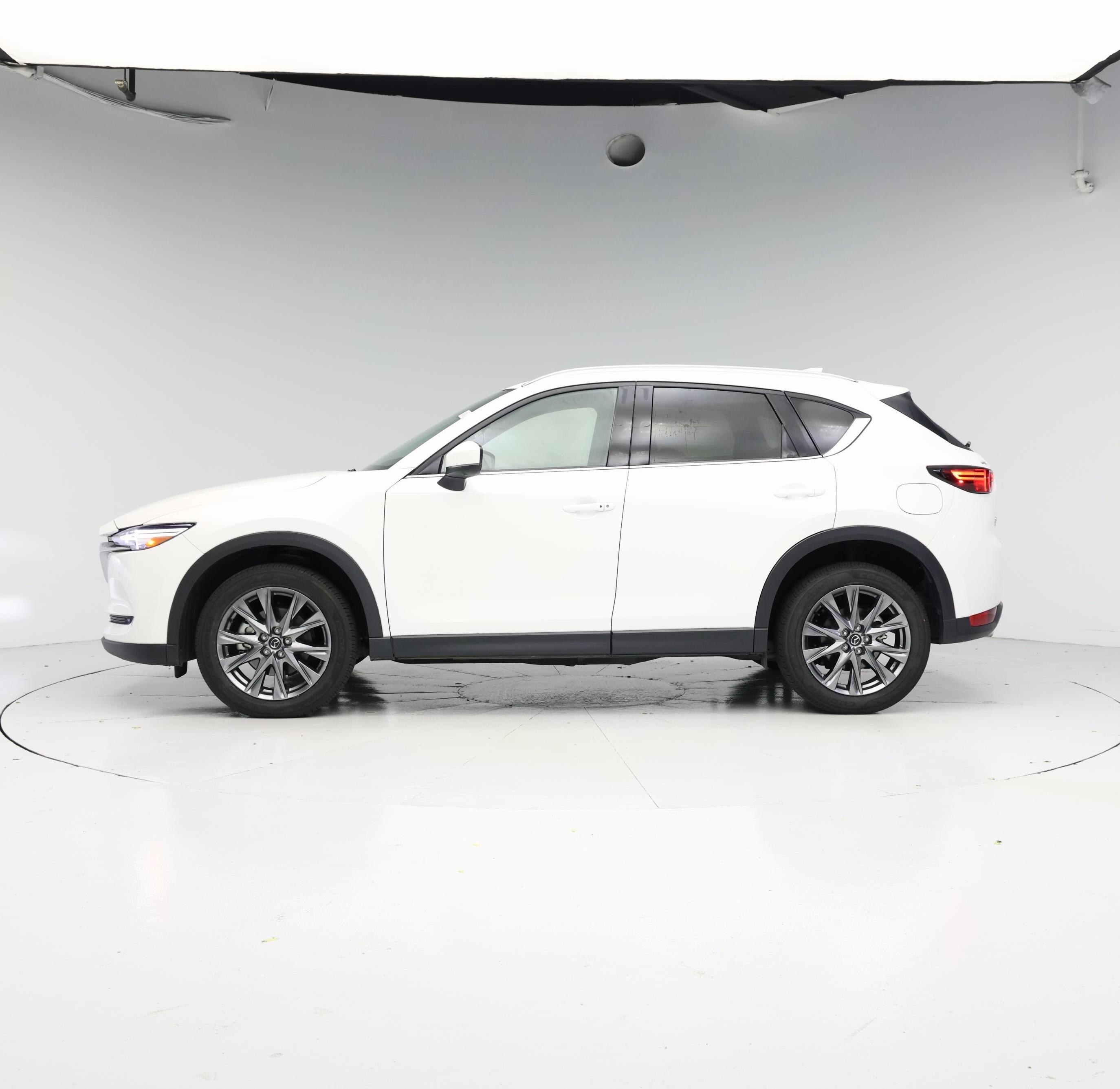 Thumbnail: 2021 Mazda CX-5 - 3