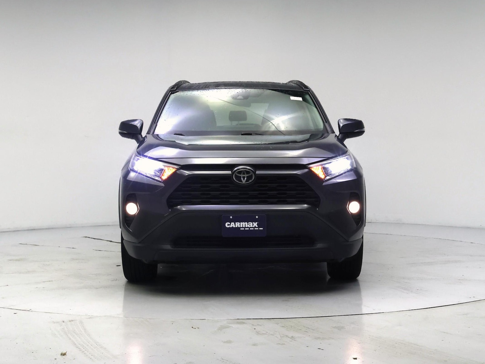 2021 Toyota RAV4 XLE - Photo 6