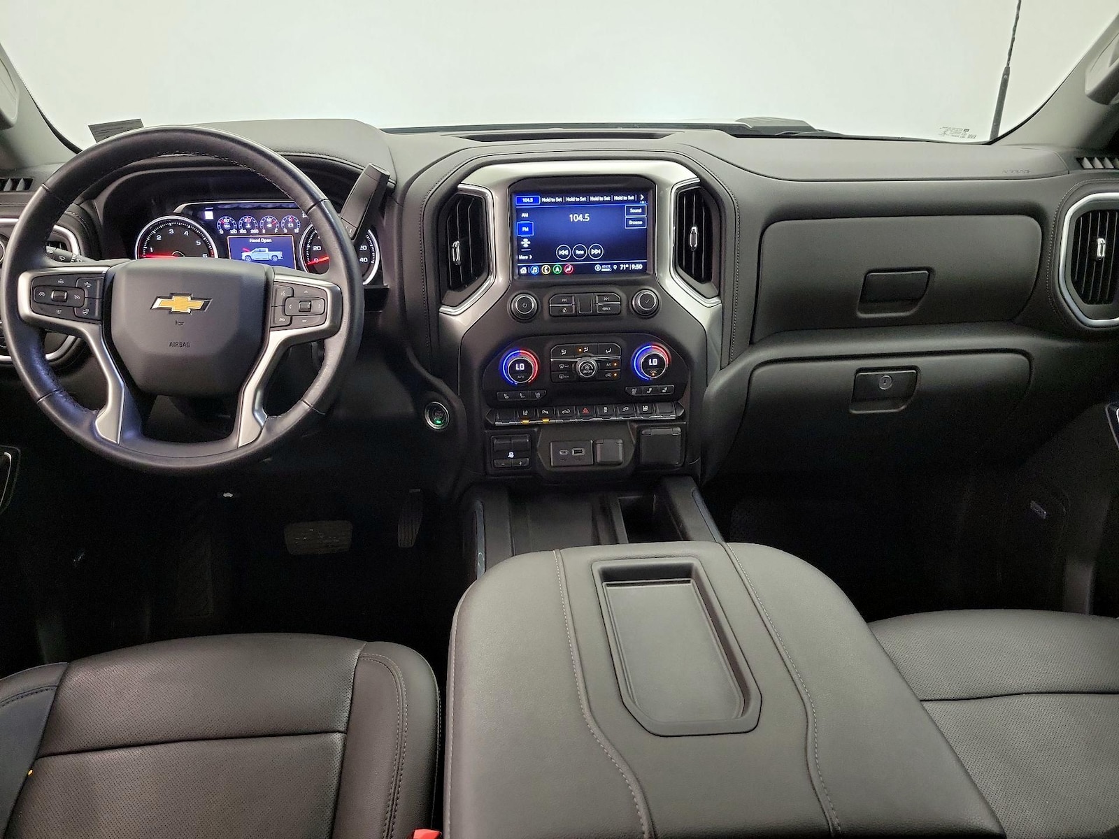 2022 Chevrolet Silverado 2500HD LTZ - Photo 10