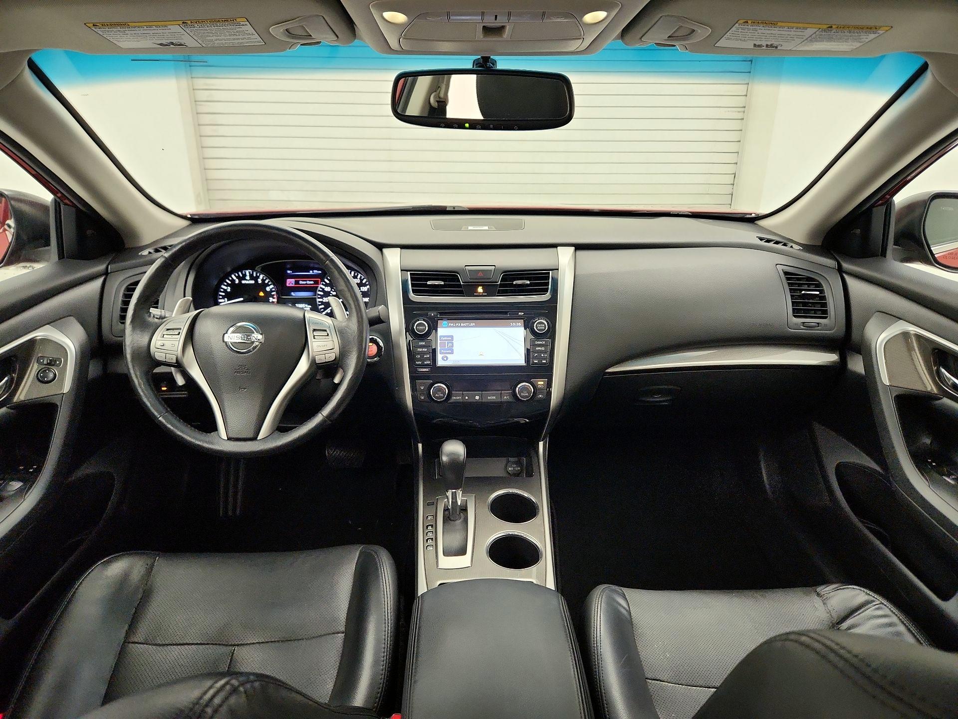 Thumbnail: 2015 Nissan Altima - 9
