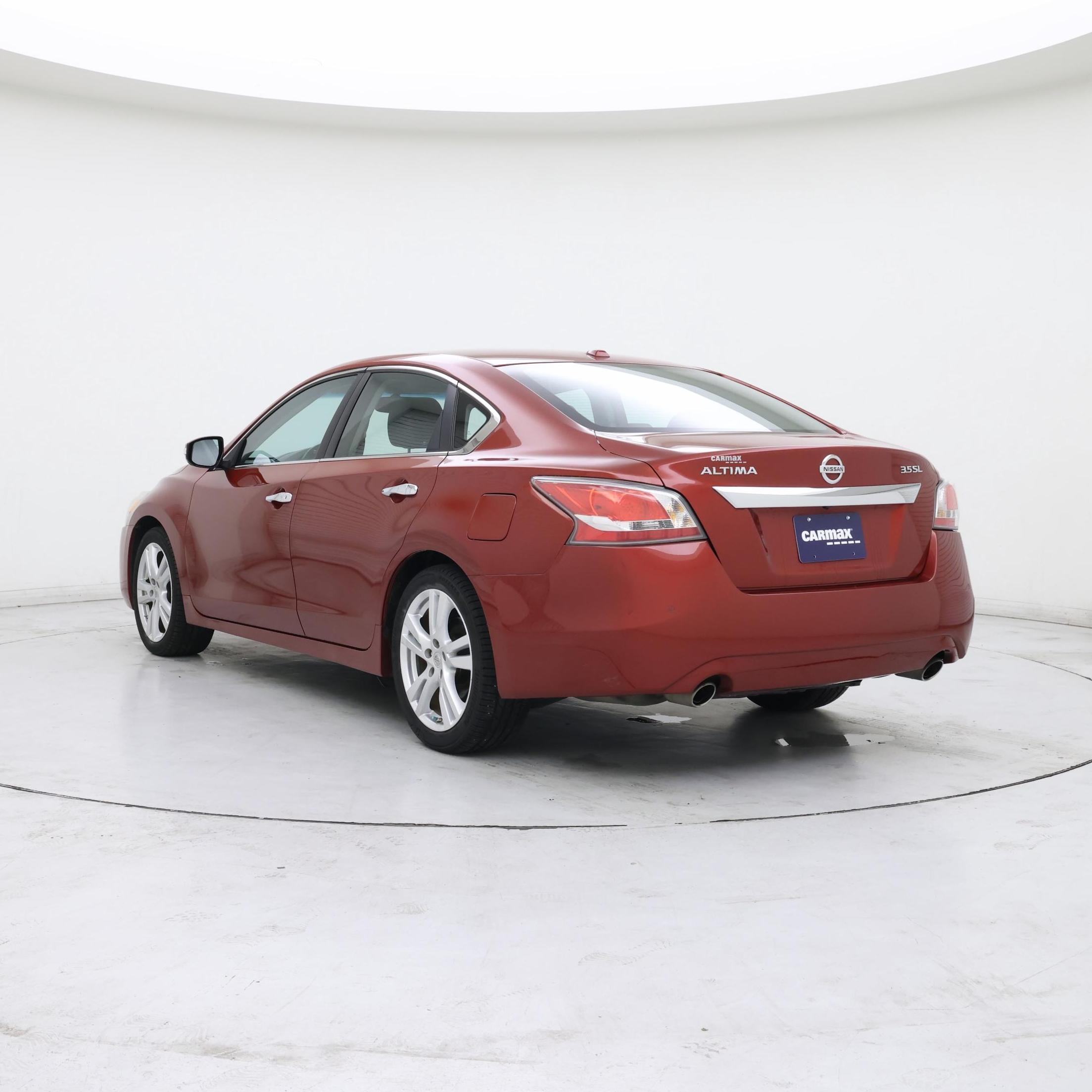 Thumbnail: 2015 Nissan Altima - 2