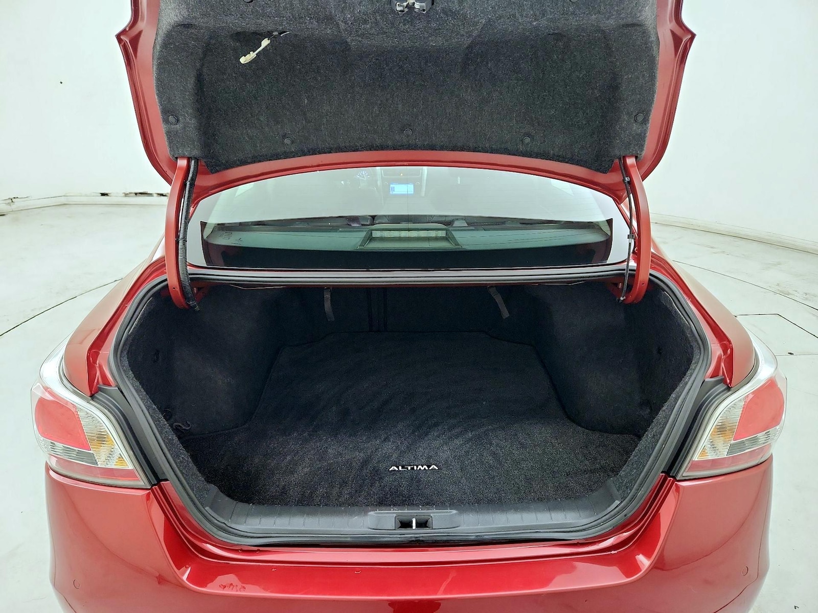 2015 Nissan Altima SL - Photo 23
