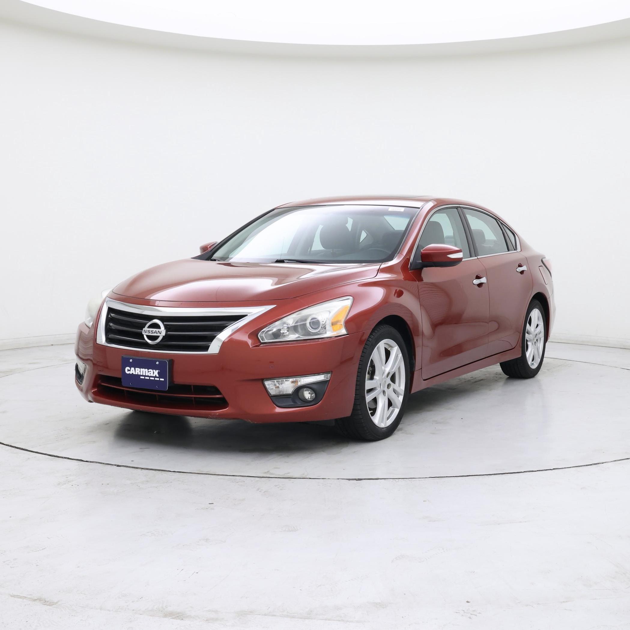 Thumbnail: 2015 Nissan Altima - 4