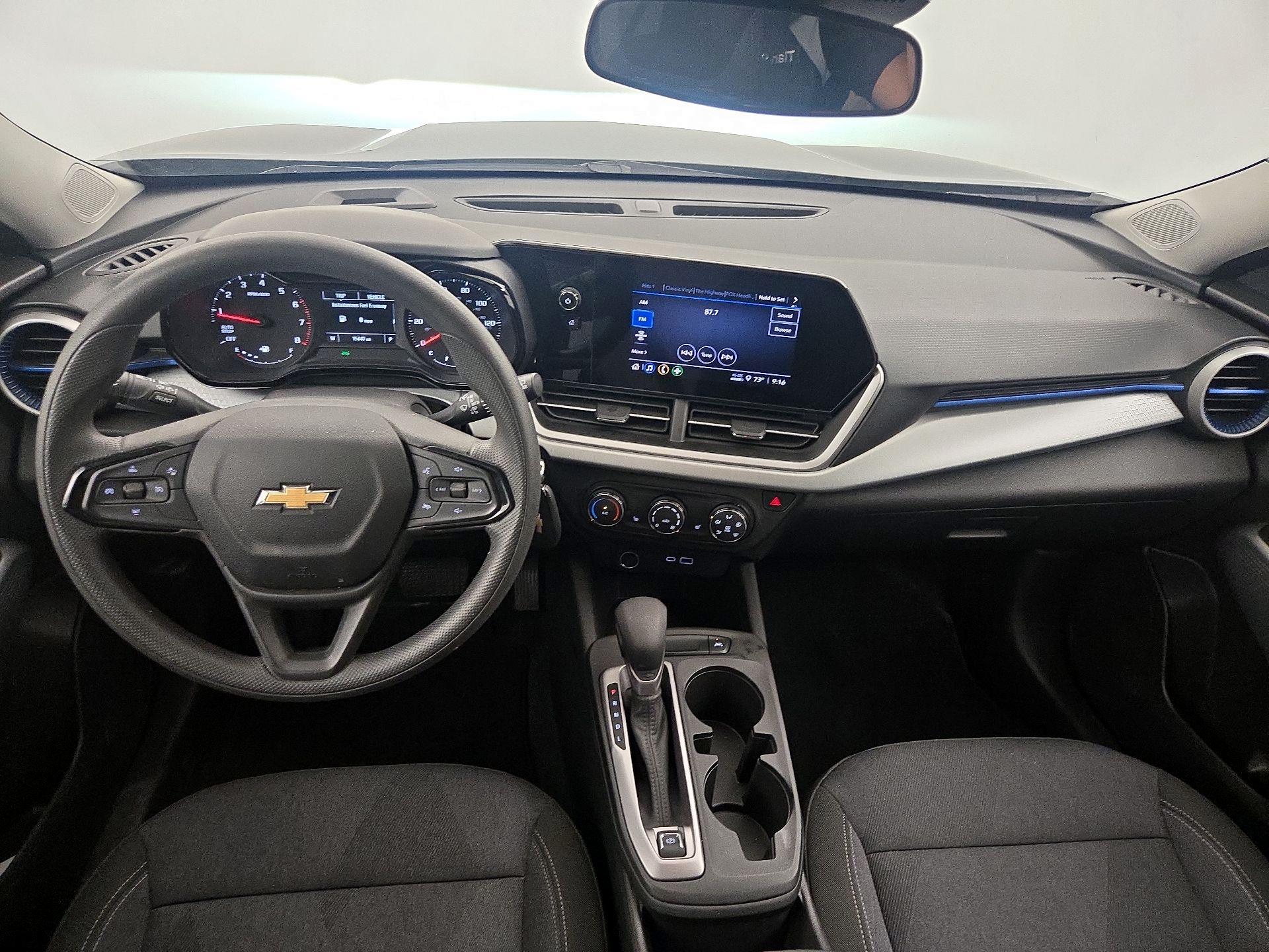 Thumbnail: 2025 Chevrolet Trax - 9