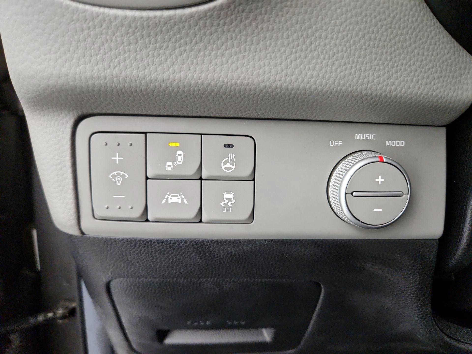 Thumbnail: 2019 Kia Soul - 13