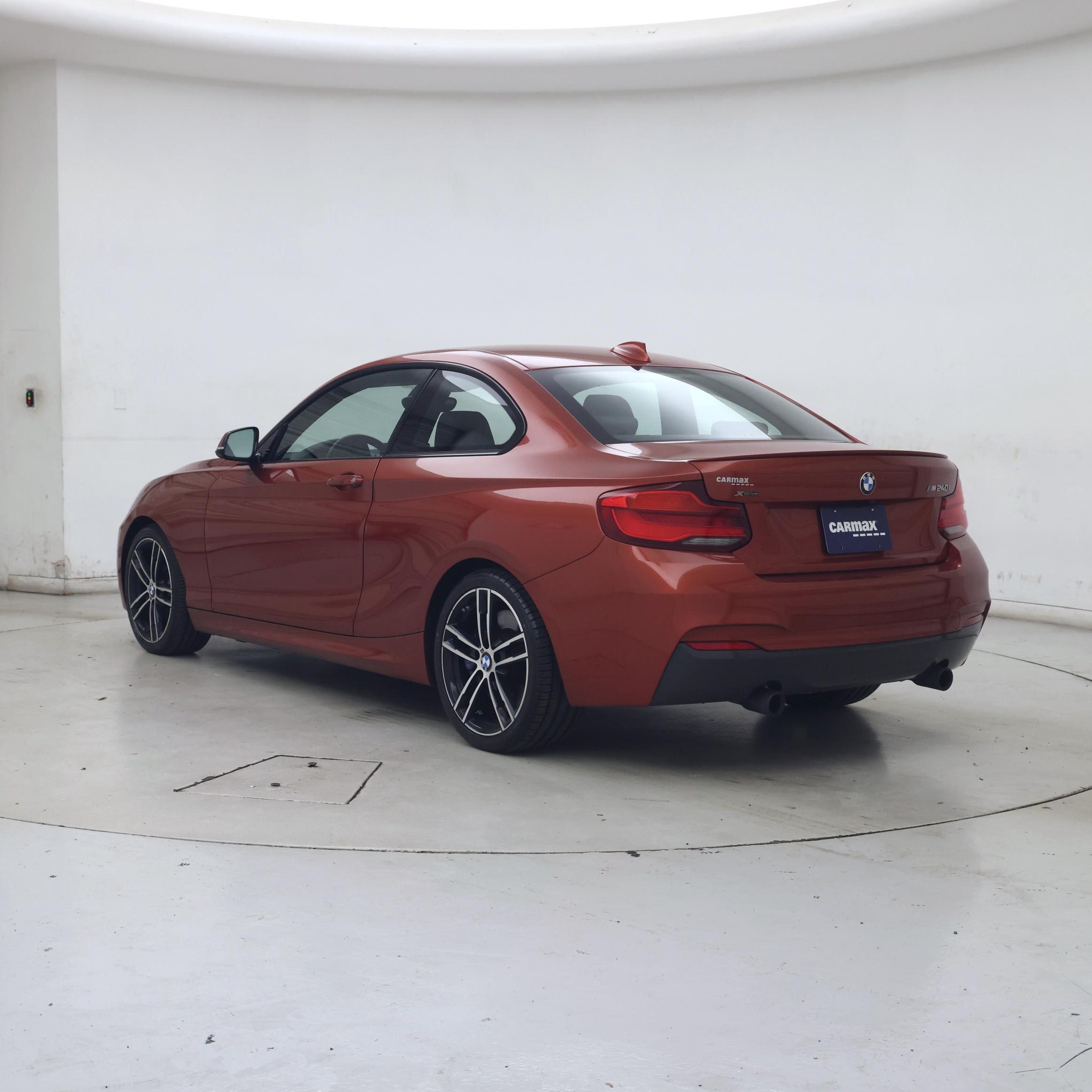 Thumbnail: 2018 BMW 2 Series - 2