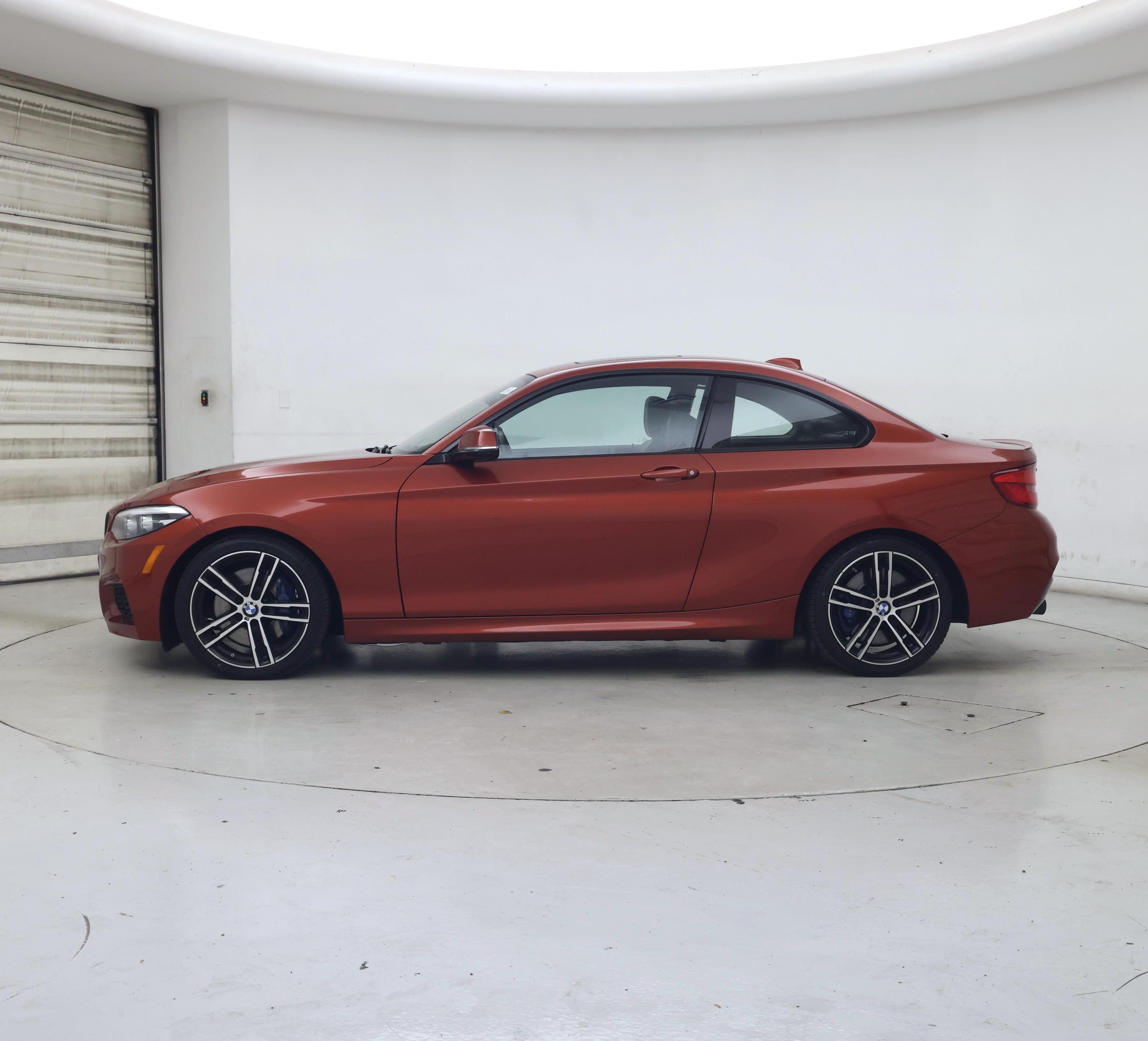 Thumbnail: 2018 BMW 2 Series - 3