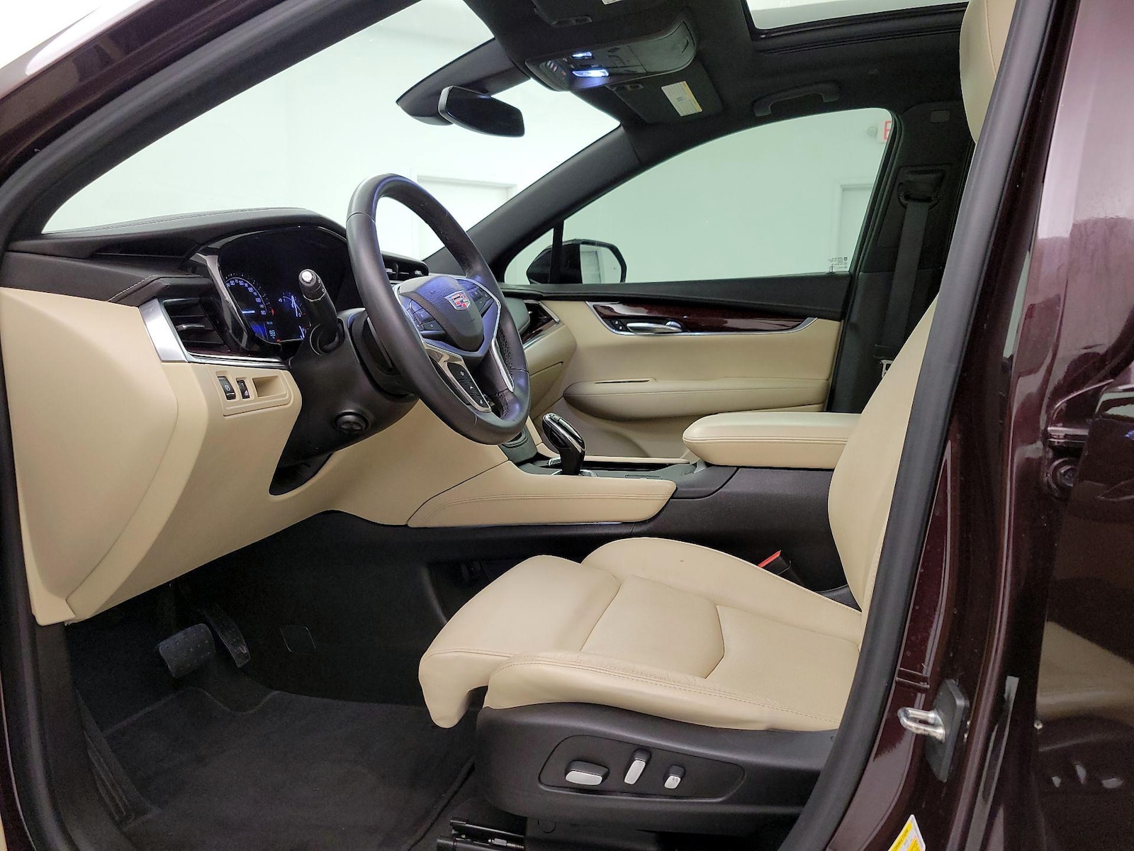 2017 Cadillac XT5 Luxury - Photo 12