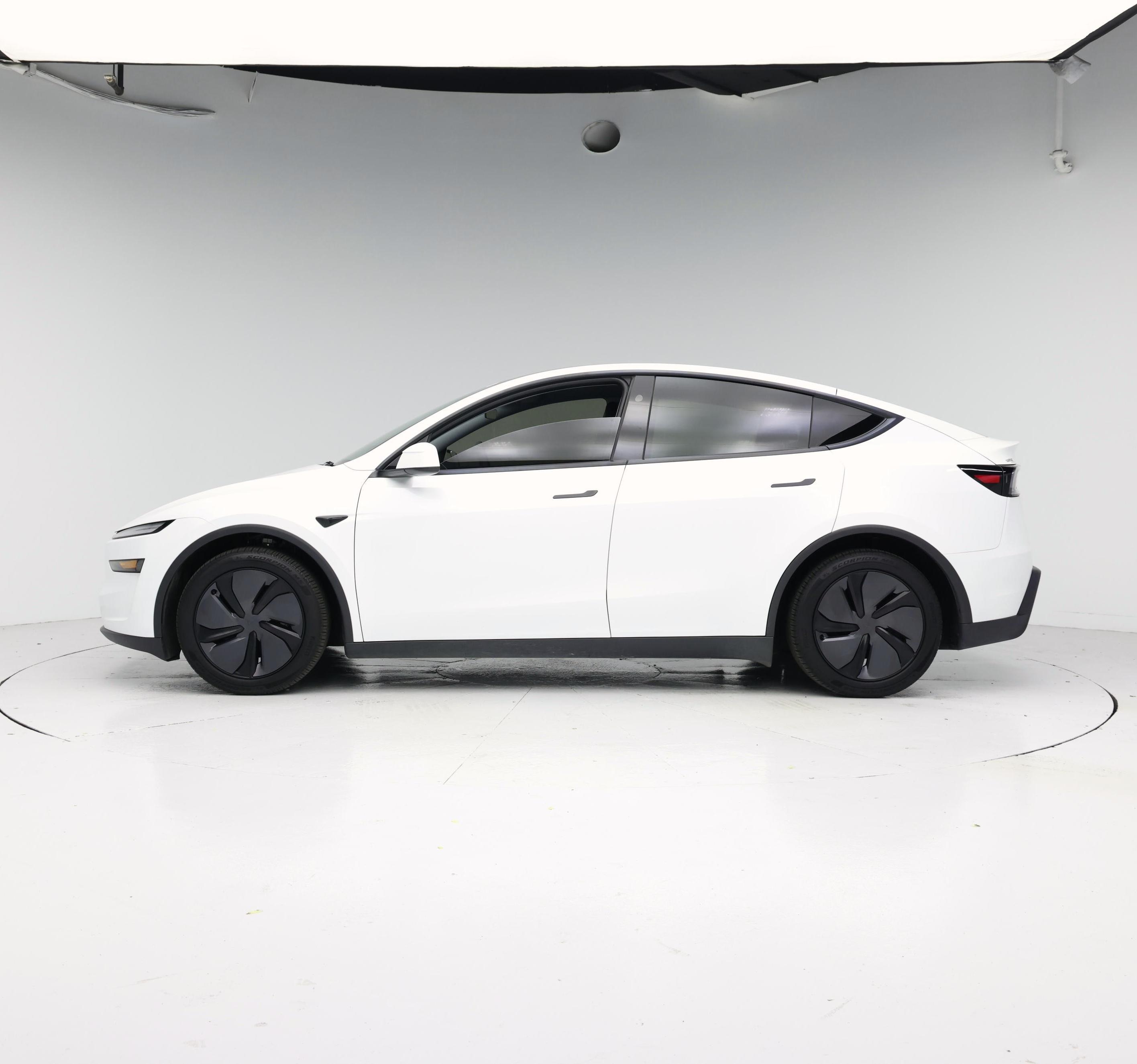 Thumbnail: 2026 Tesla Model Y - 3