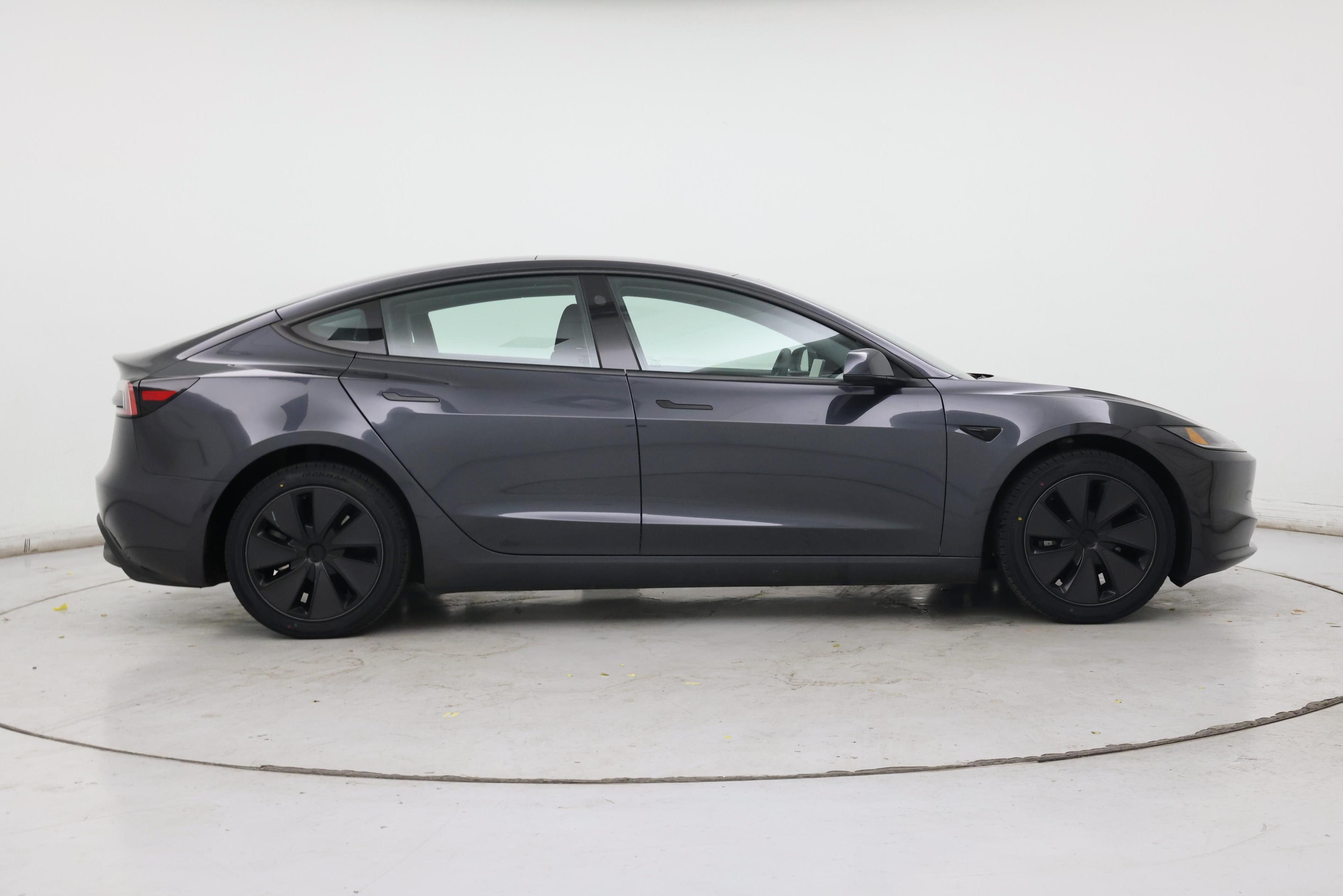 Thumbnail: 2025 Tesla Model 3 - 7