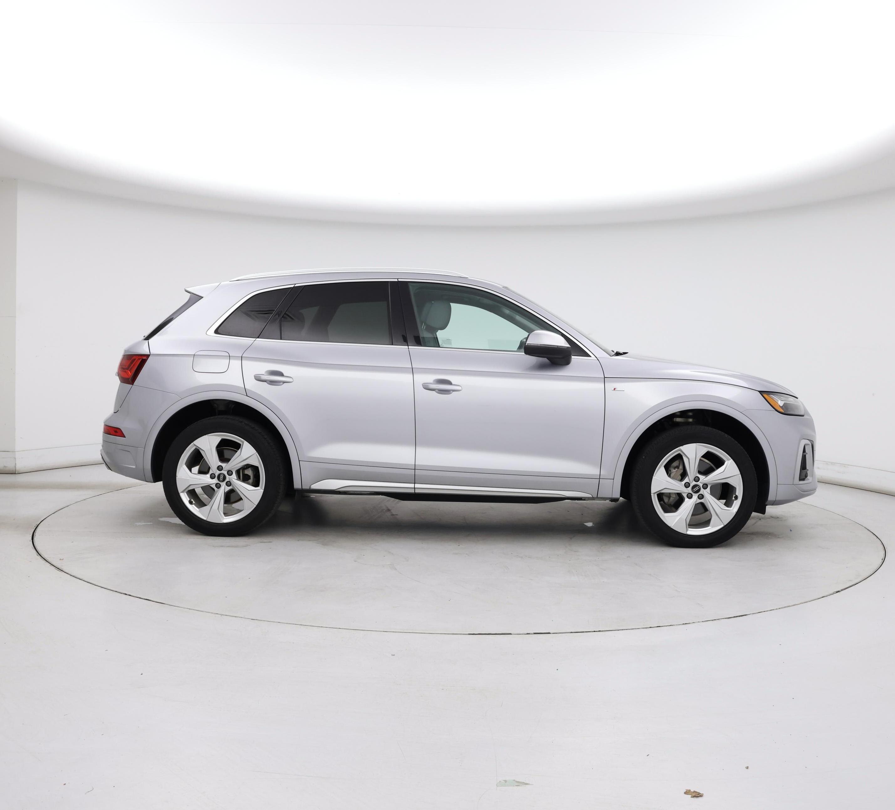 Thumbnail: 2022 Audi Q5 - 7
