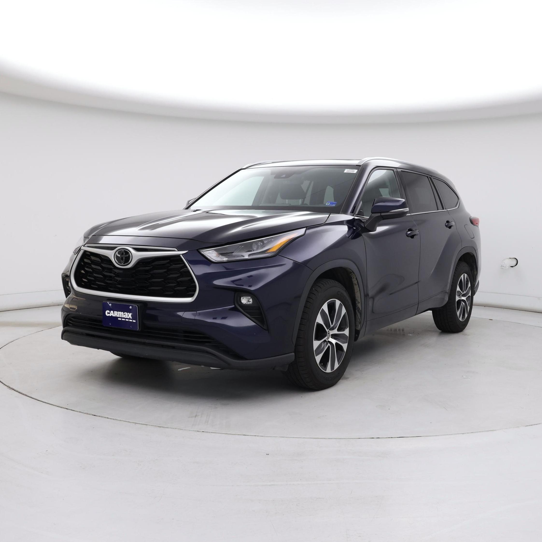 Thumbnail: 2022 Toyota Highlander - 4