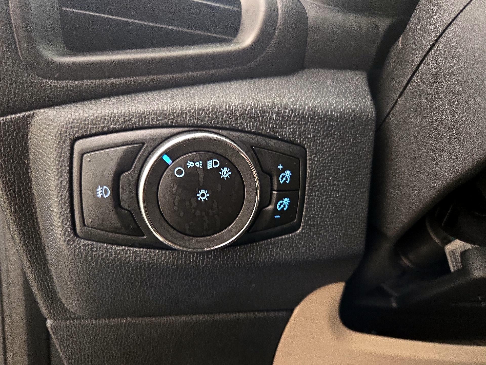 Thumbnail: 2019 Ford EcoSport - 13