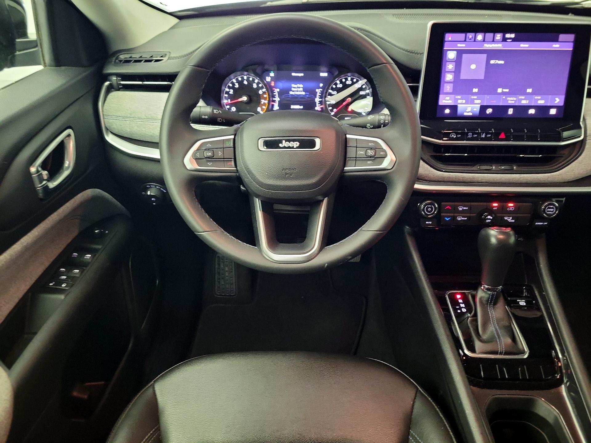 Thumbnail: 2022 Jeep Compass - 10