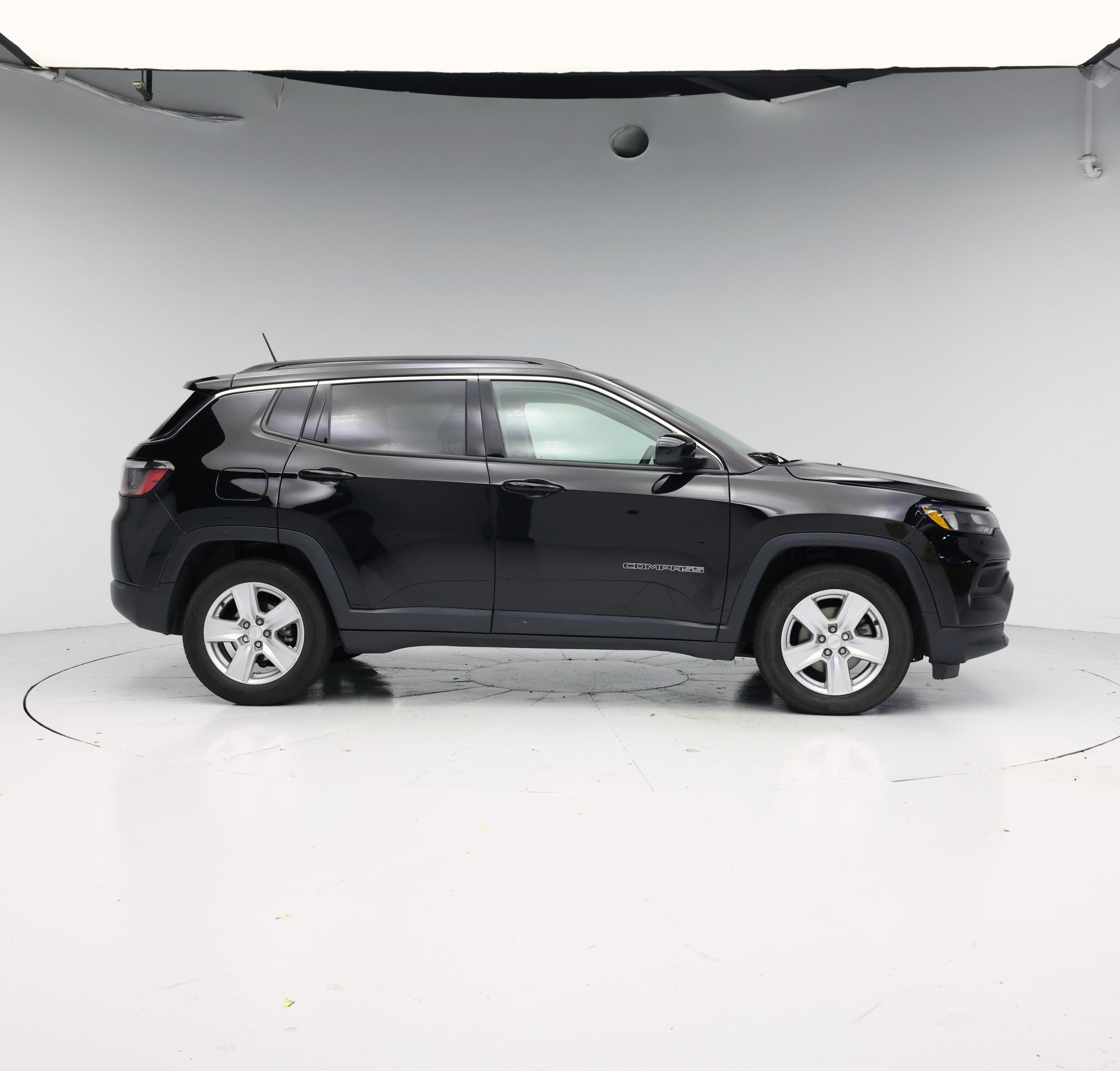 Thumbnail: 2022 Jeep Compass - 7