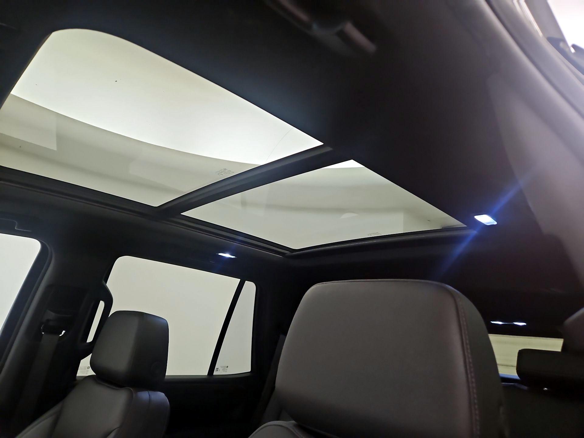Thumbnail: 2023 Chevrolet Tahoe - 19