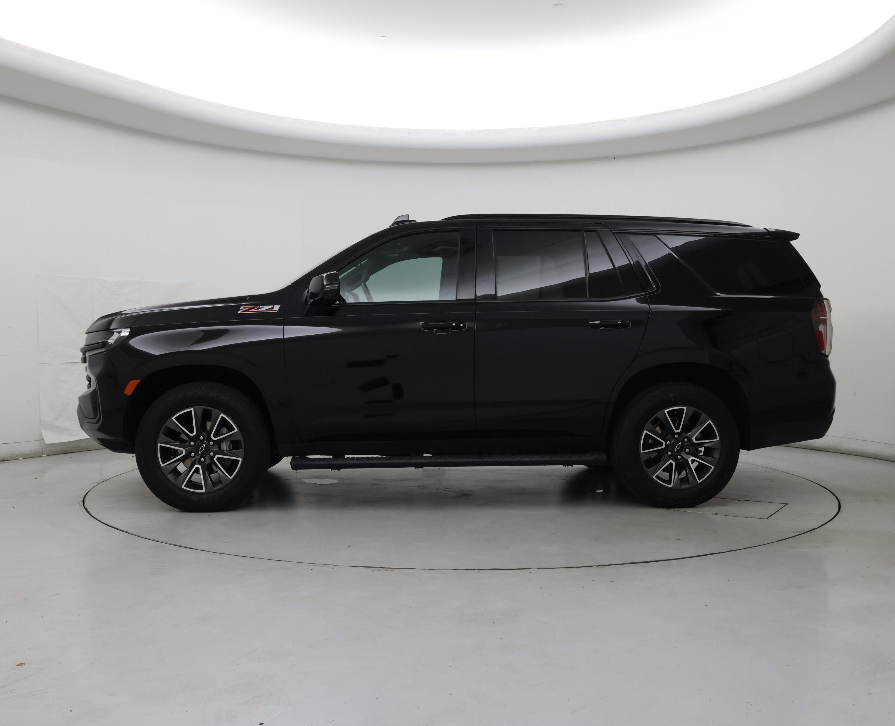 Thumbnail: 2023 Chevrolet Tahoe - 3