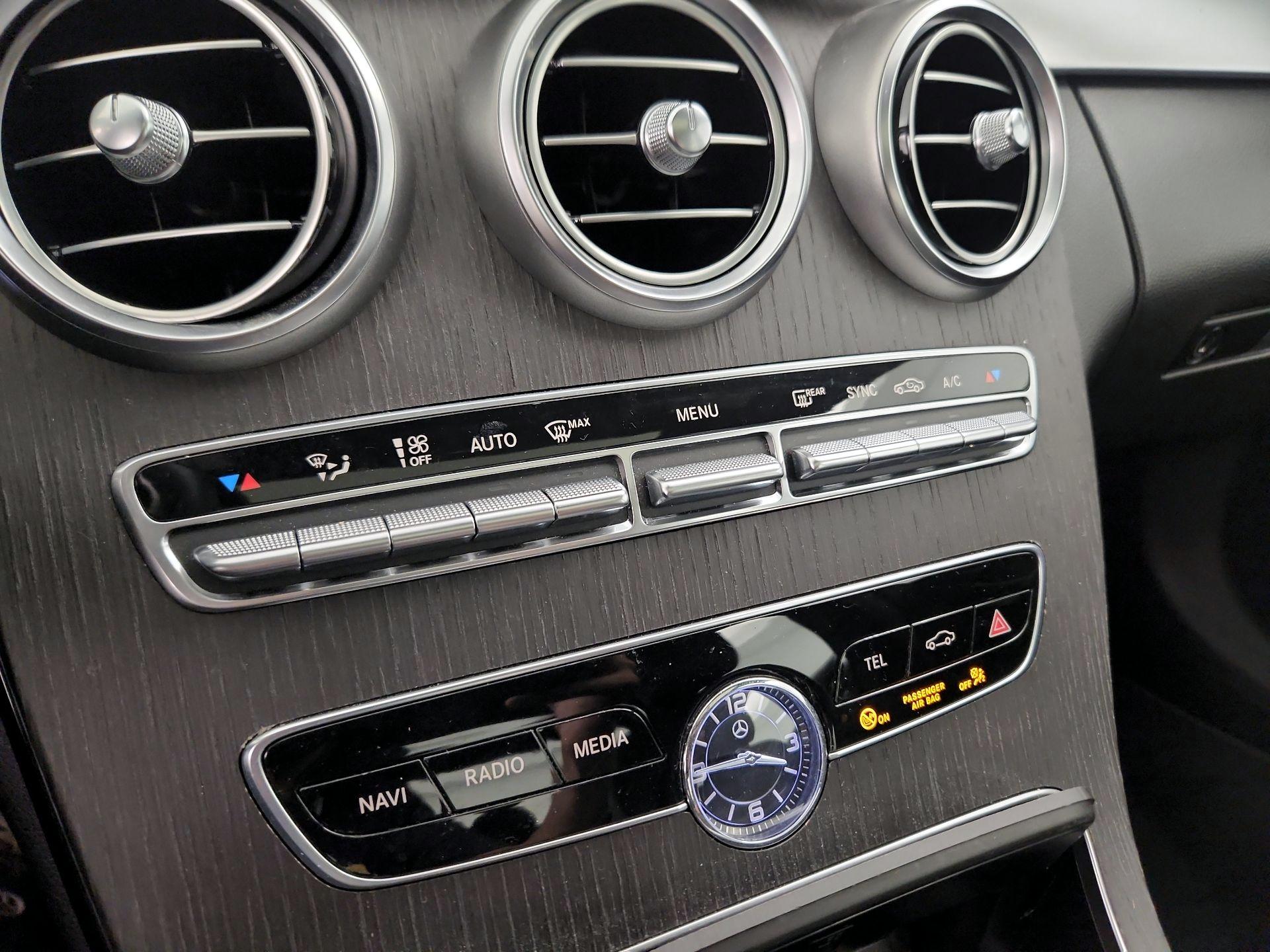 Thumbnail: 2020 Mercedes-Benz C-Class - 16