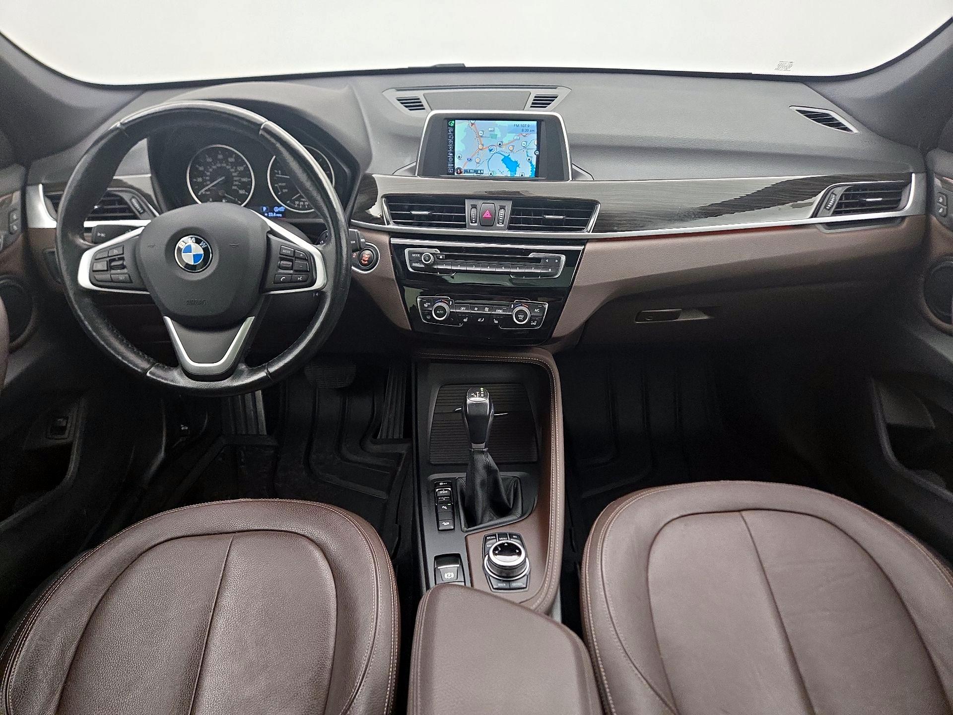 Thumbnail: 2017 BMW X1 - 9