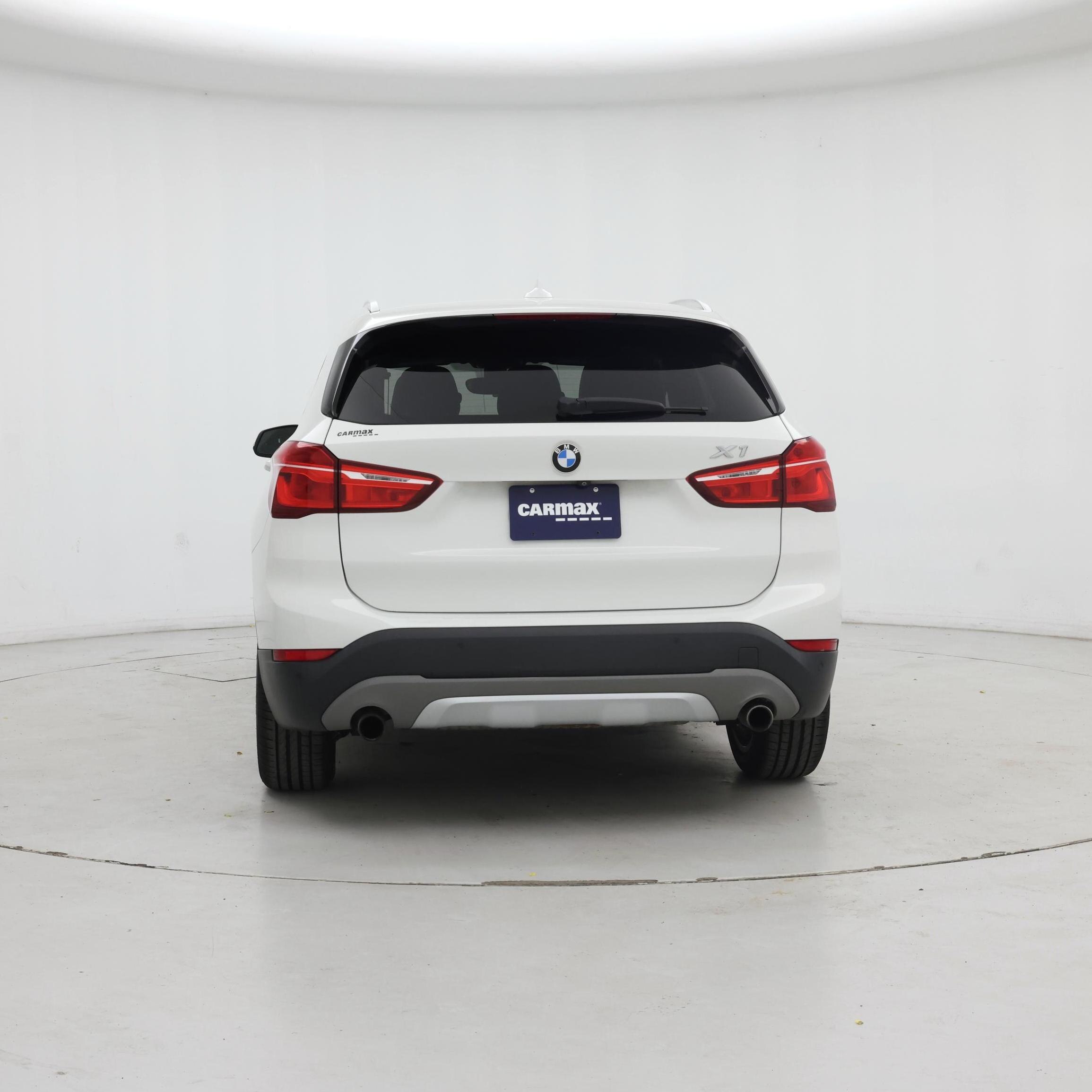 Thumbnail: 2017 BMW X1 - 6