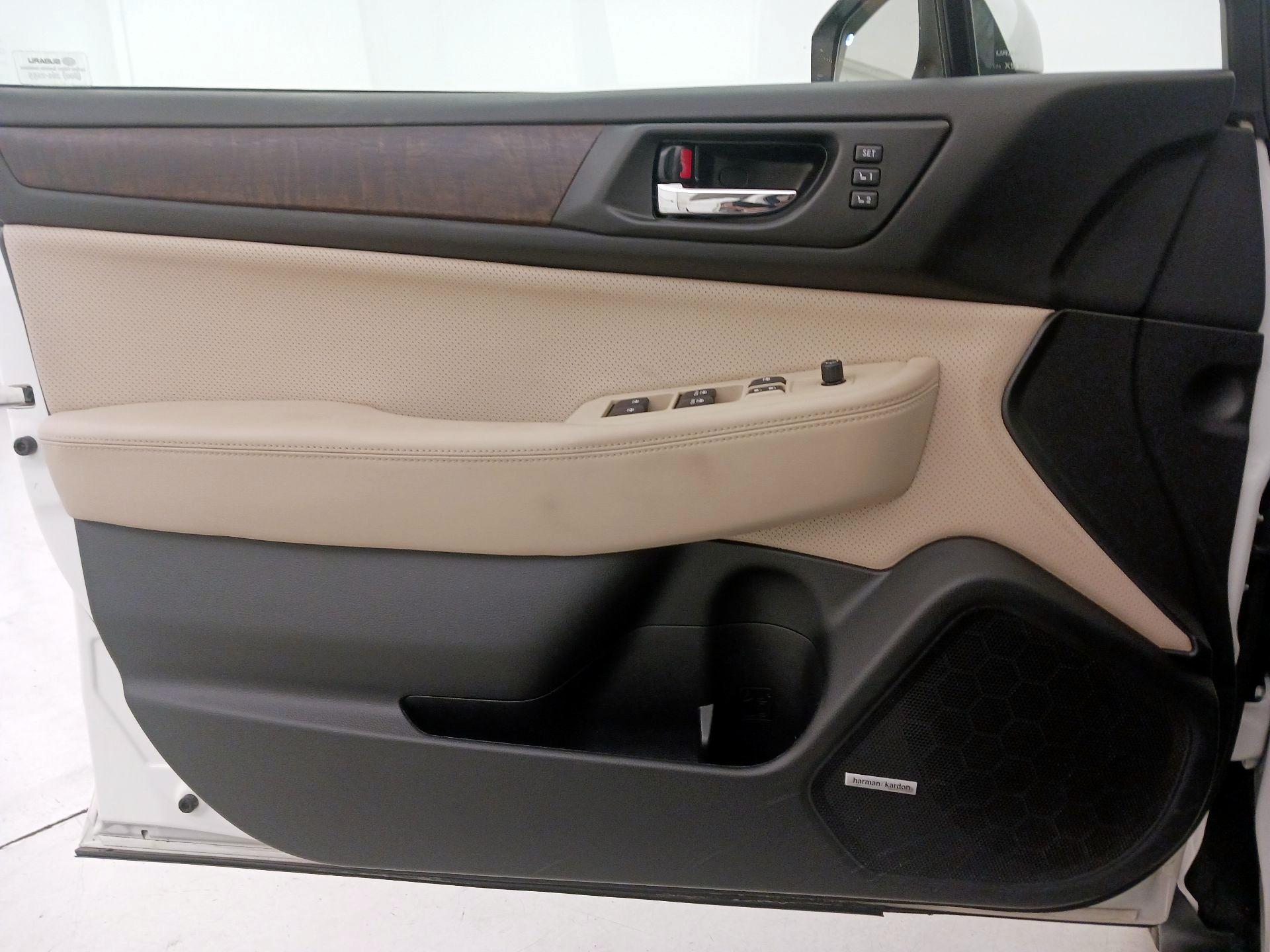 Thumbnail: 2017 Subaru Outback - 12