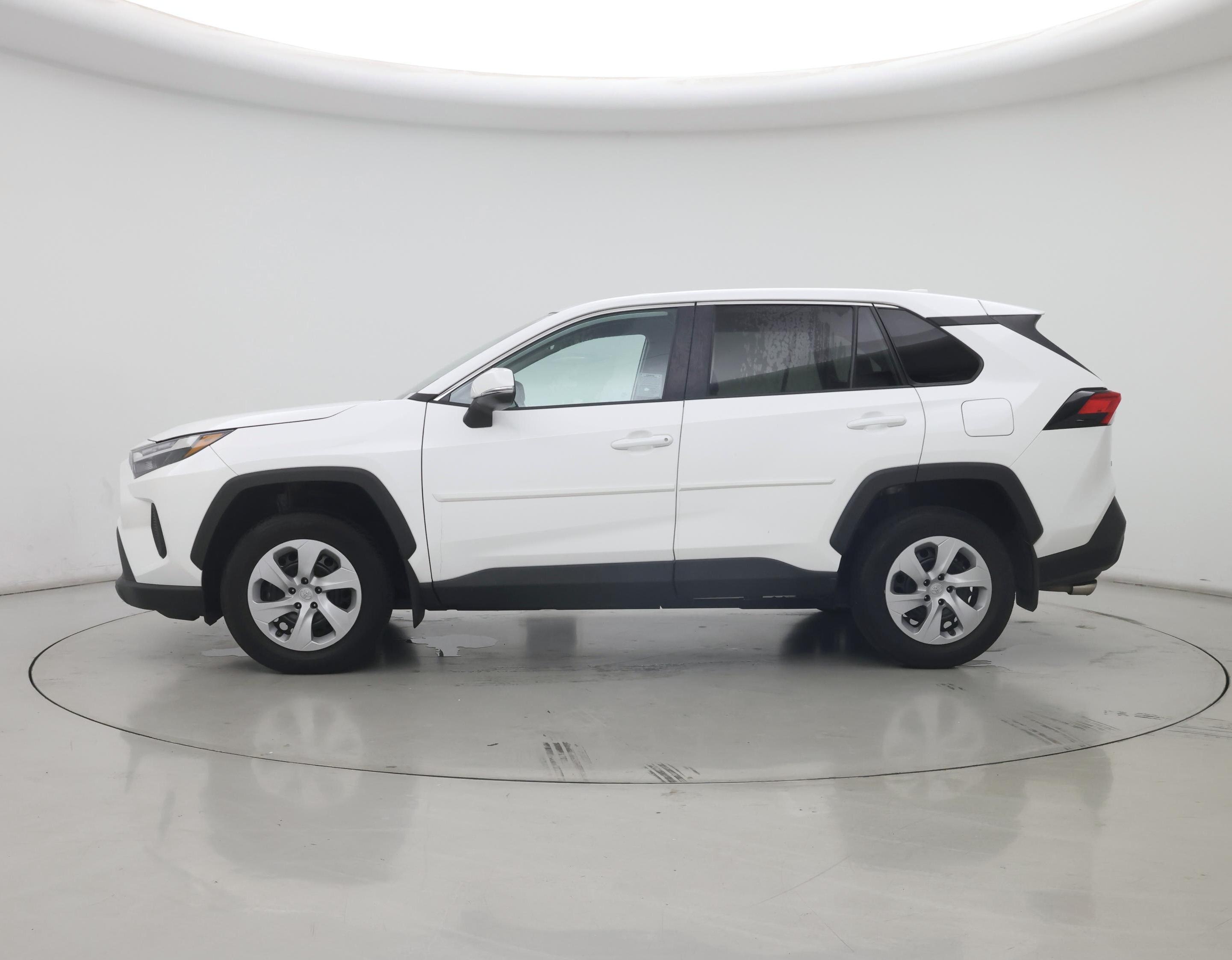 Thumbnail: 2024 Toyota RAV4 - 3