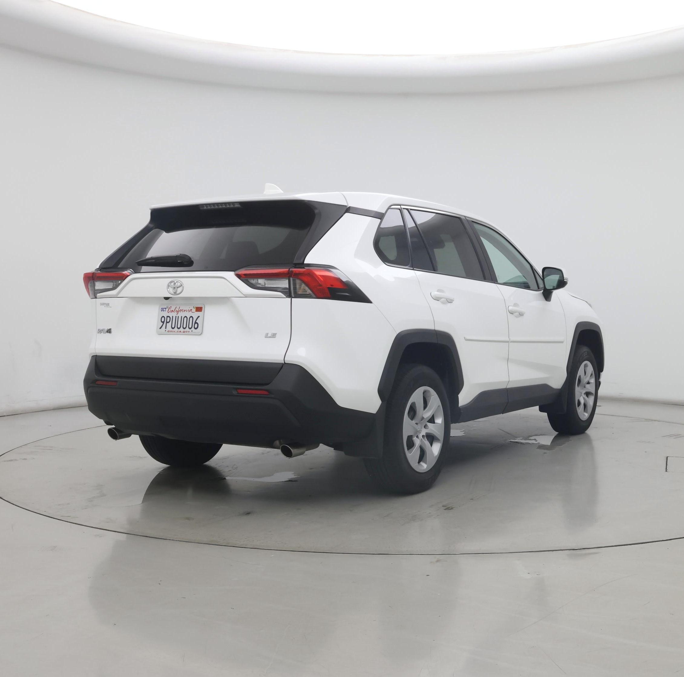 Thumbnail: 2024 Toyota RAV4 - 8