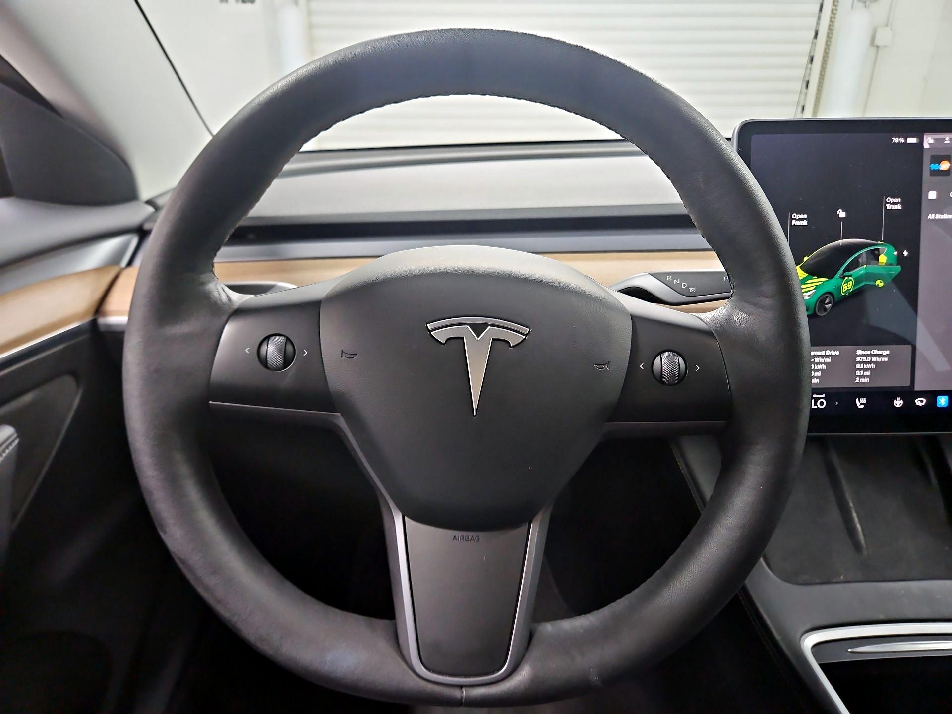Thumbnail: 2021 Tesla Model 3 - 10
