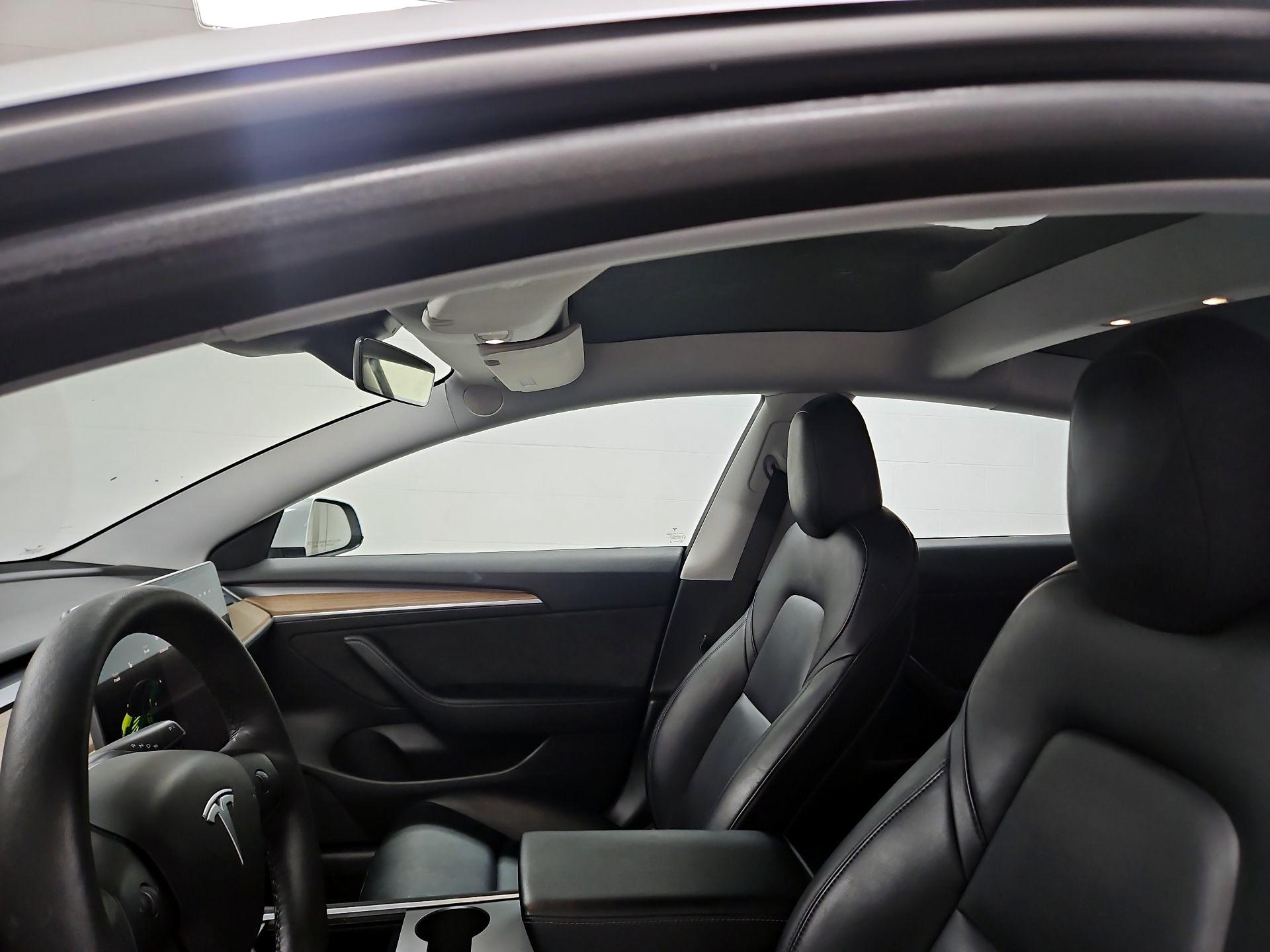 Thumbnail: 2021 Tesla Model 3 - 20
