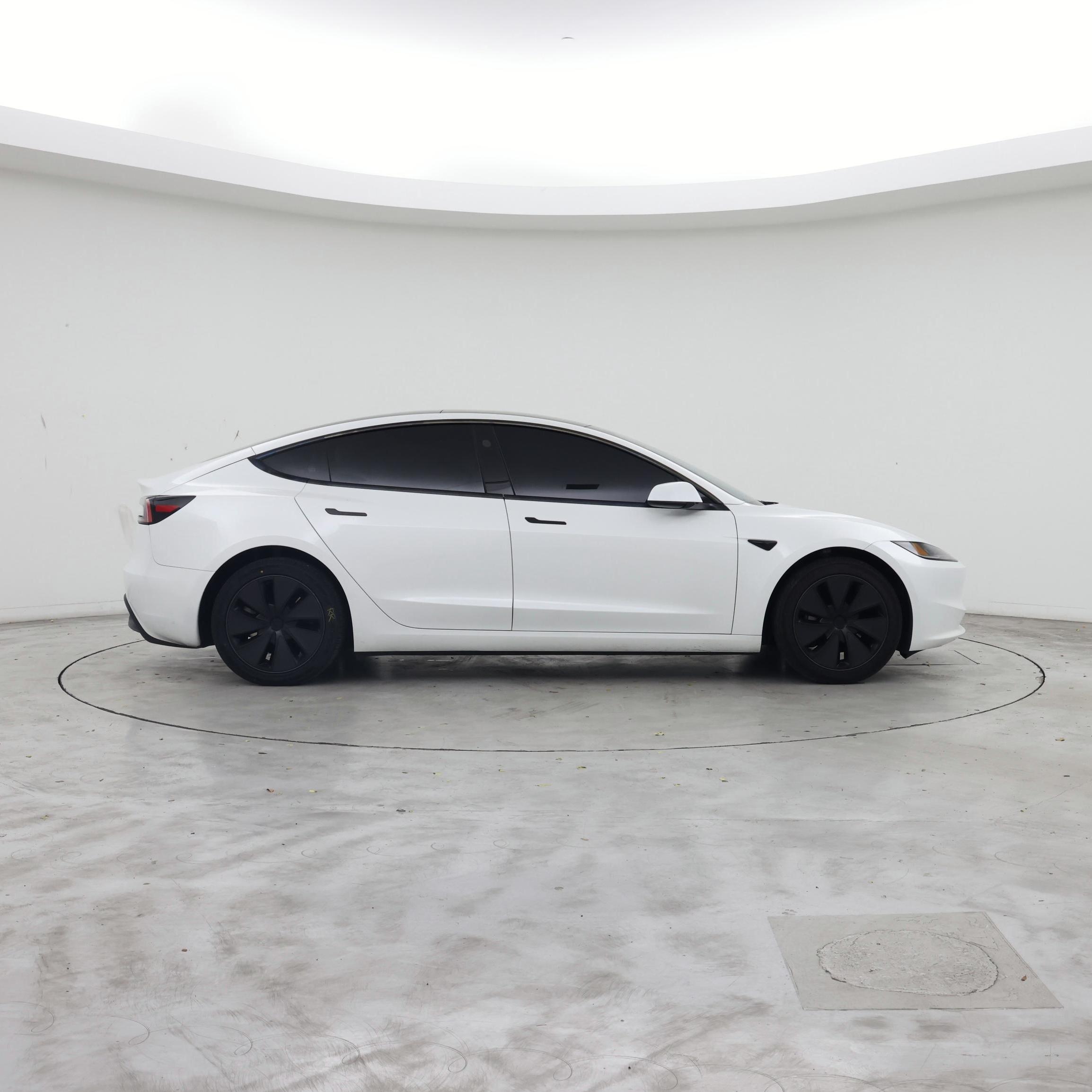 Thumbnail: 2024 Tesla Model 3 - 7