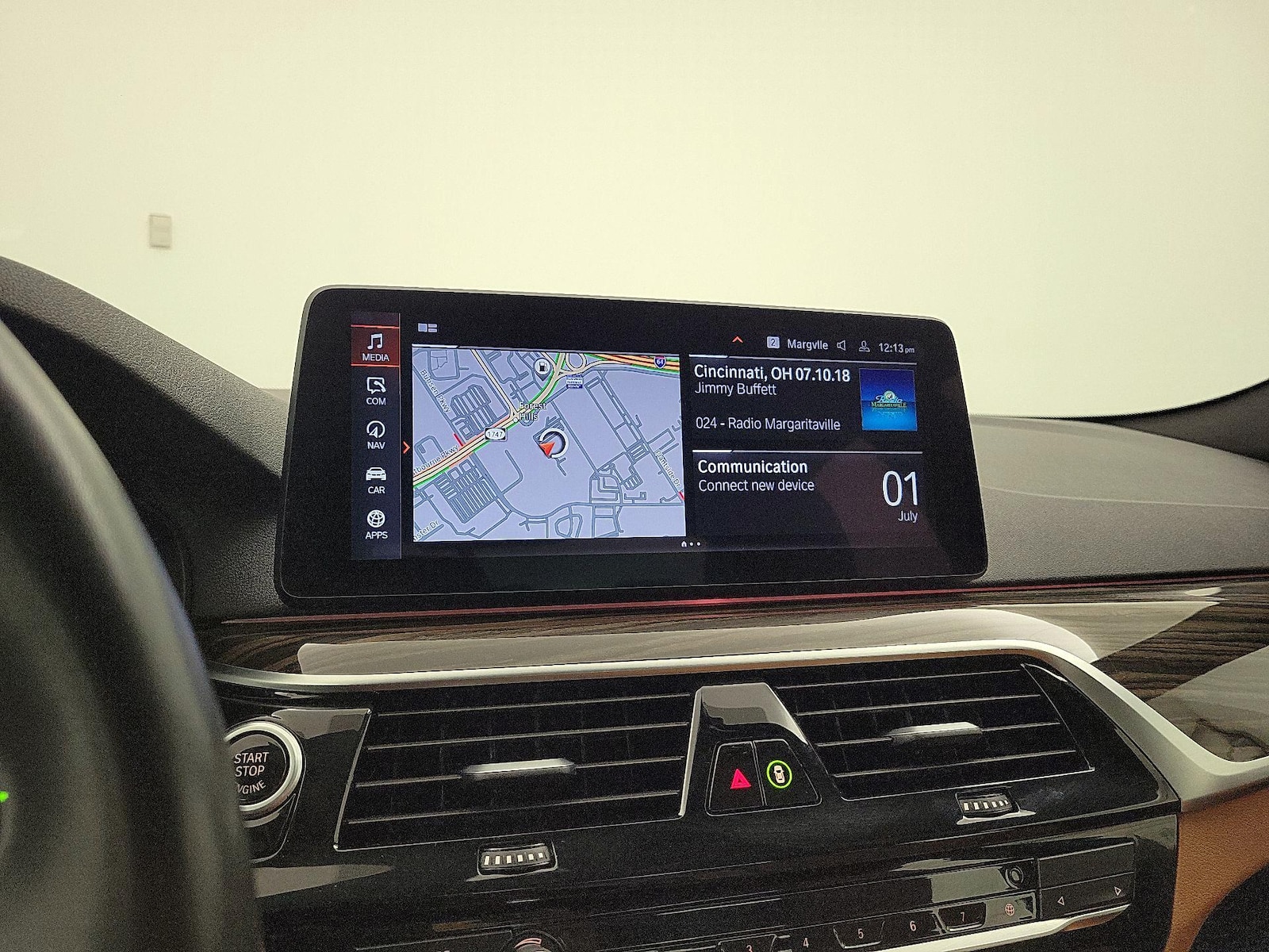2022 BMW 5 Series 540i - Photo 16