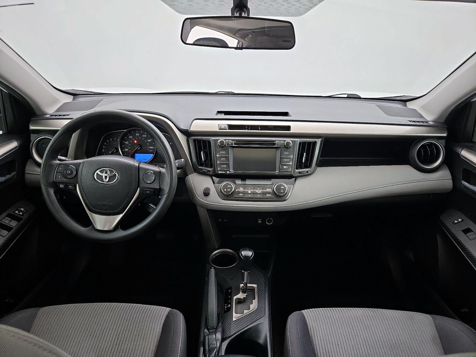 2015 Toyota RAV4 XLE - Photo 10