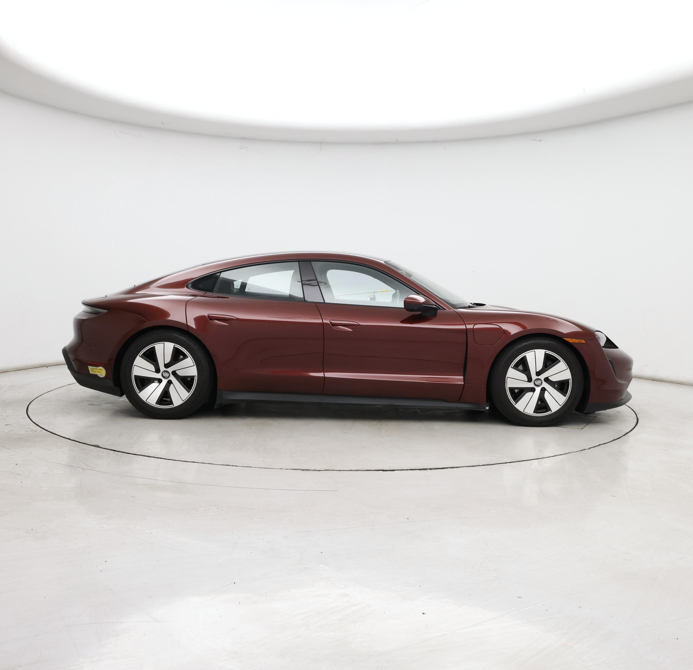 Thumbnail: 2022 Porsche Taycan - 7