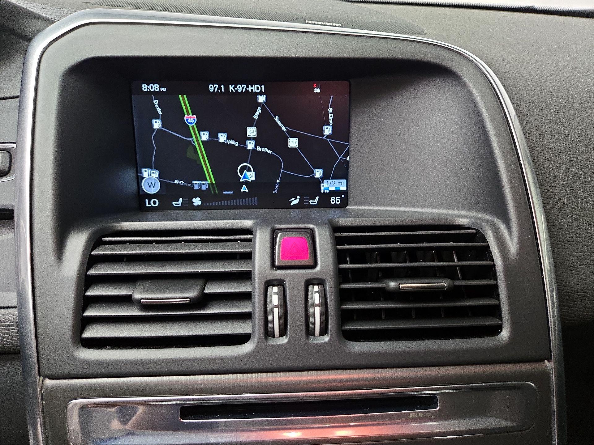 Thumbnail: 2015 Volvo XC60 - 14