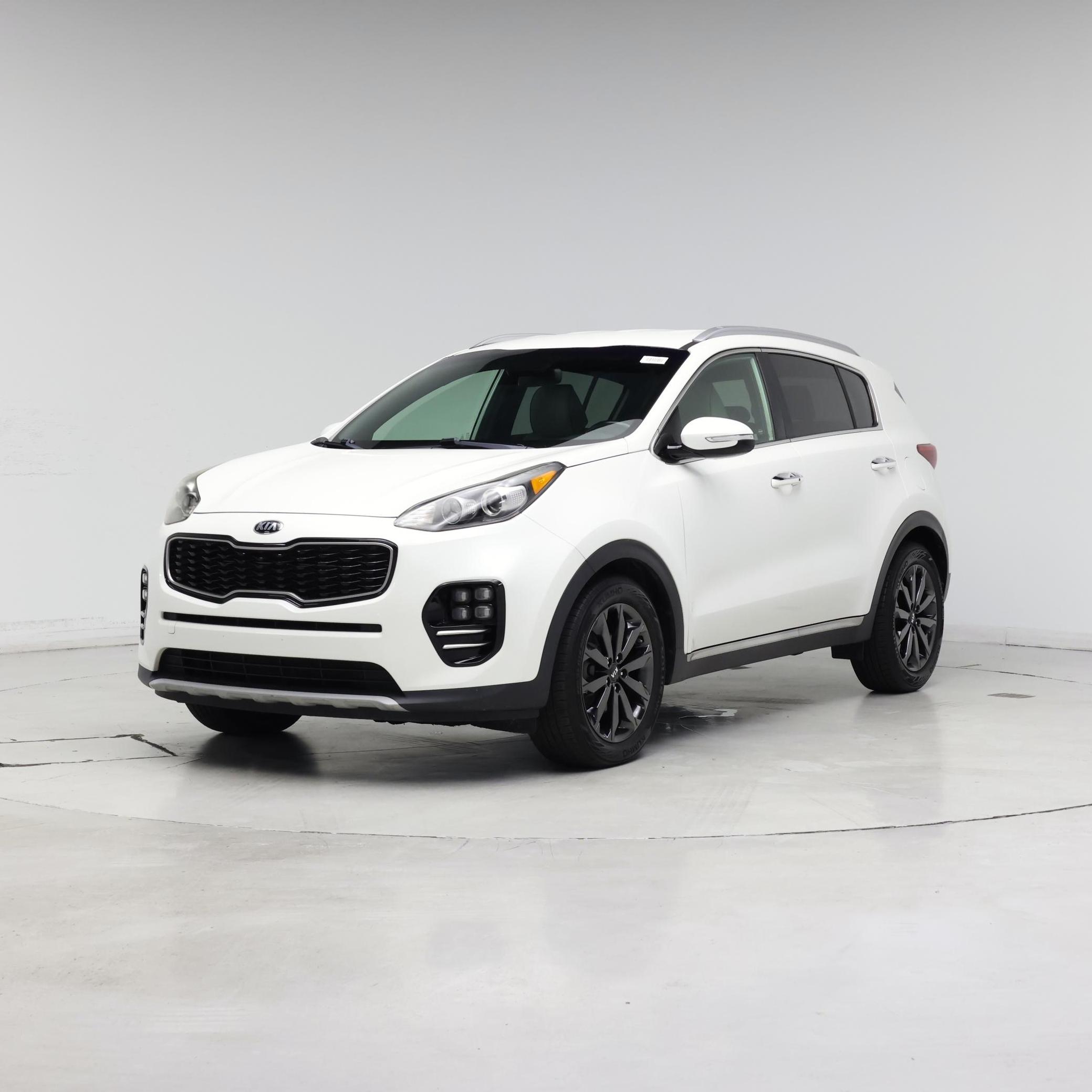 Thumbnail: 2019 Kia Sportage - 4