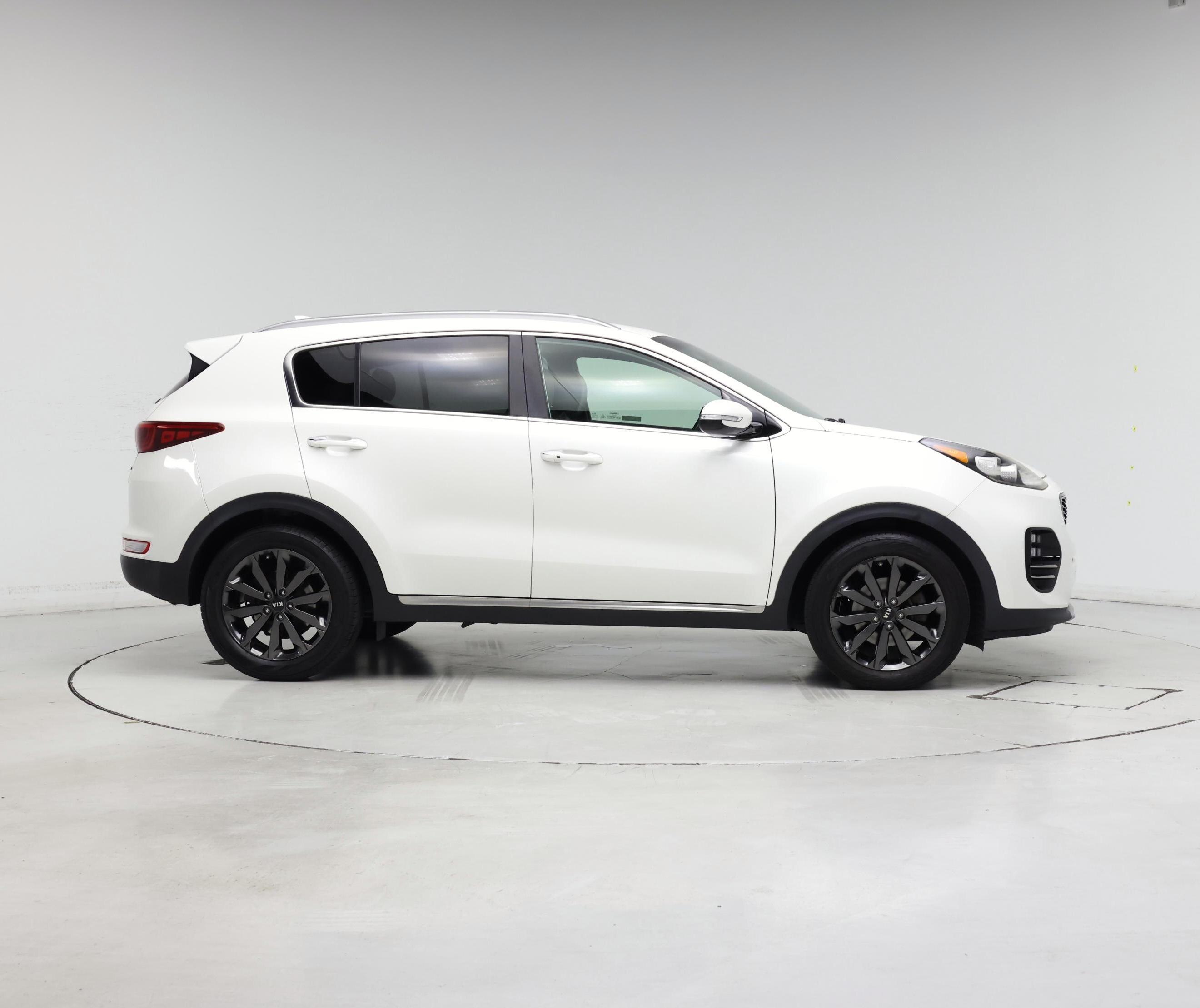 Thumbnail: 2019 Kia Sportage - 7