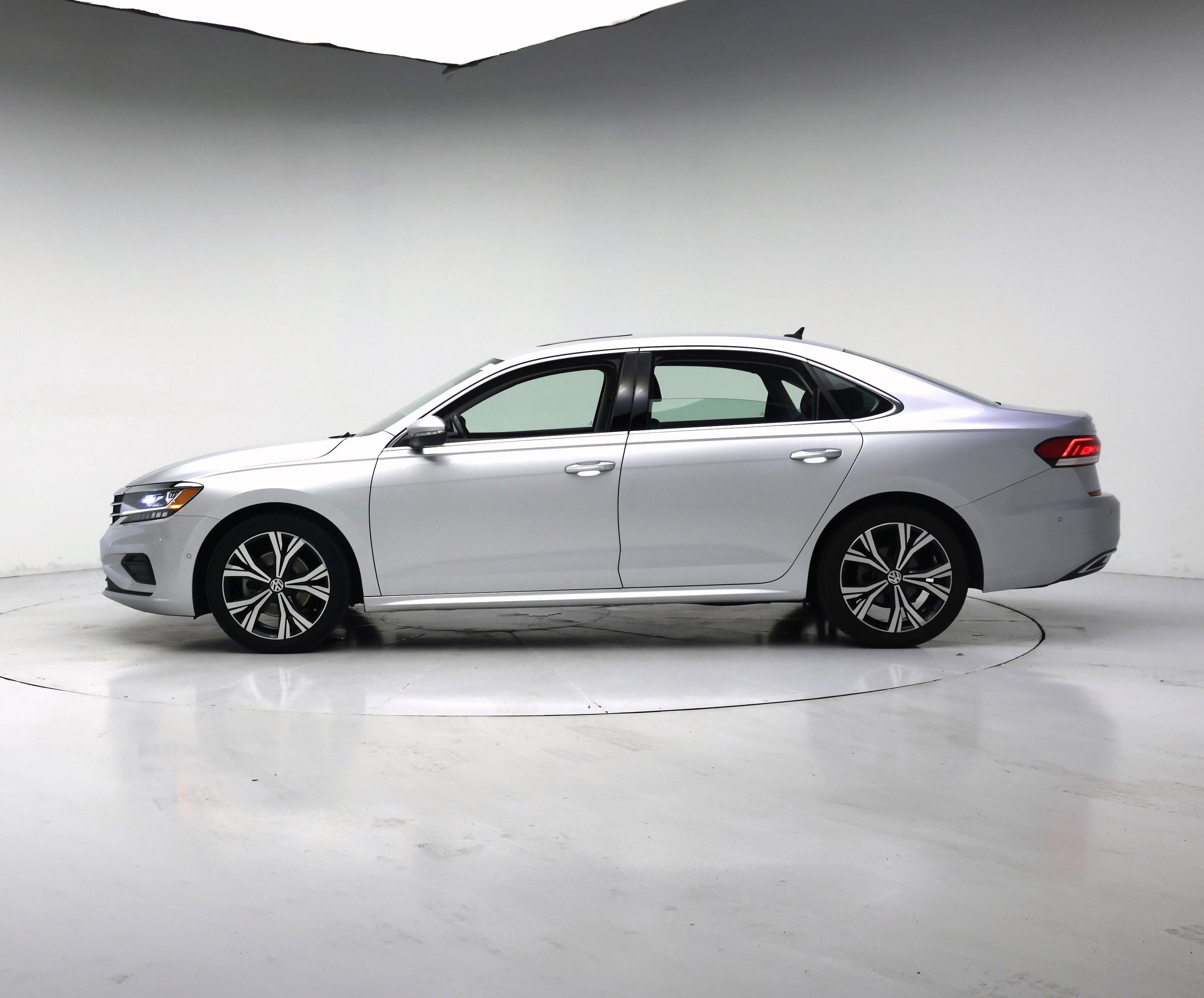 Thumbnail: 2020 Volkswagen Passat - 3