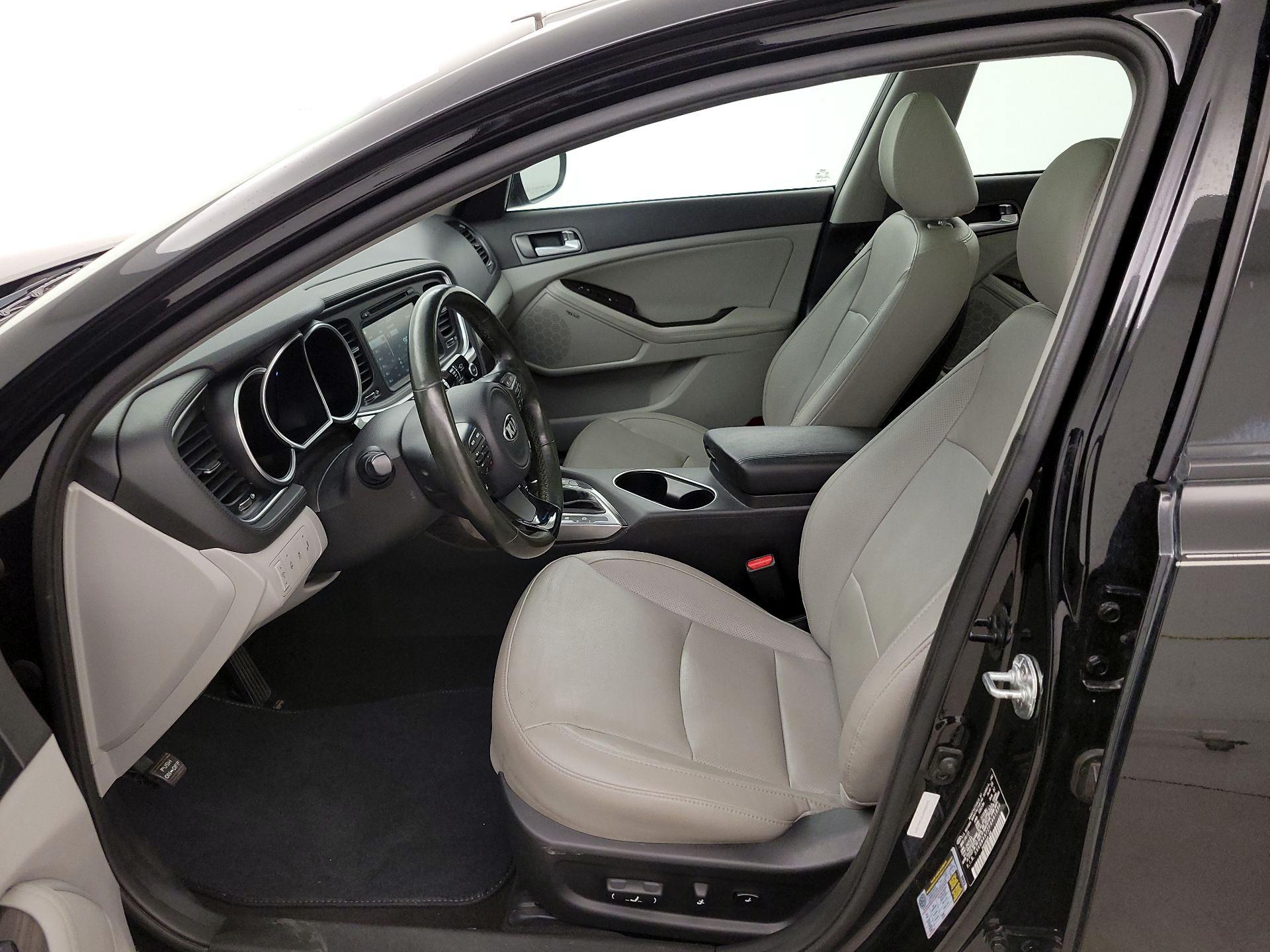 Thumbnail: 2015 Kia Optima - 11