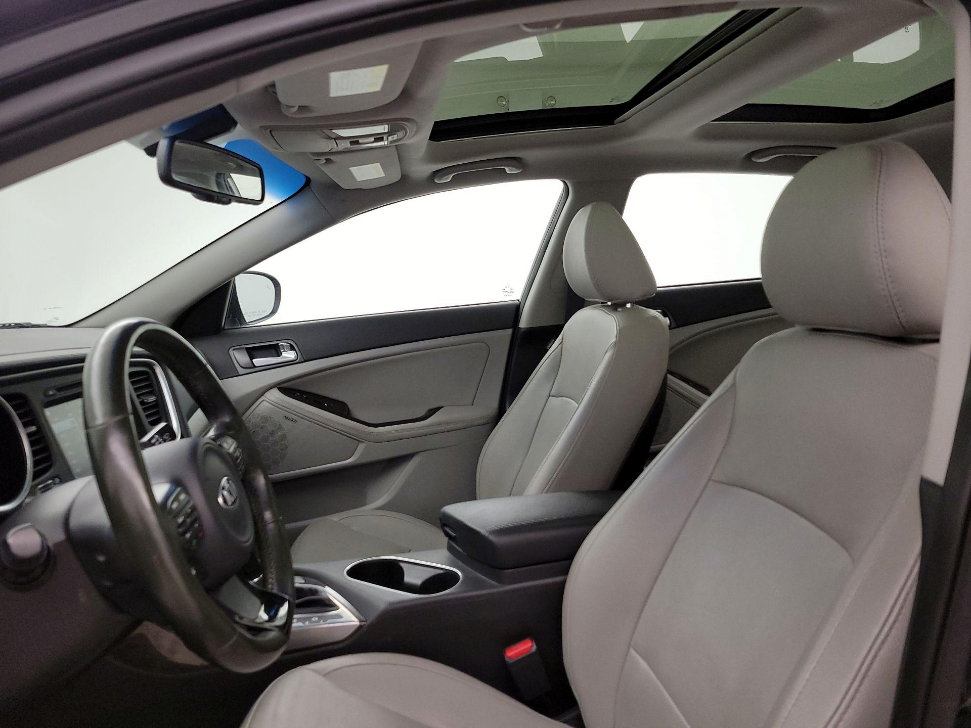 Thumbnail: 2015 Kia Optima - 19