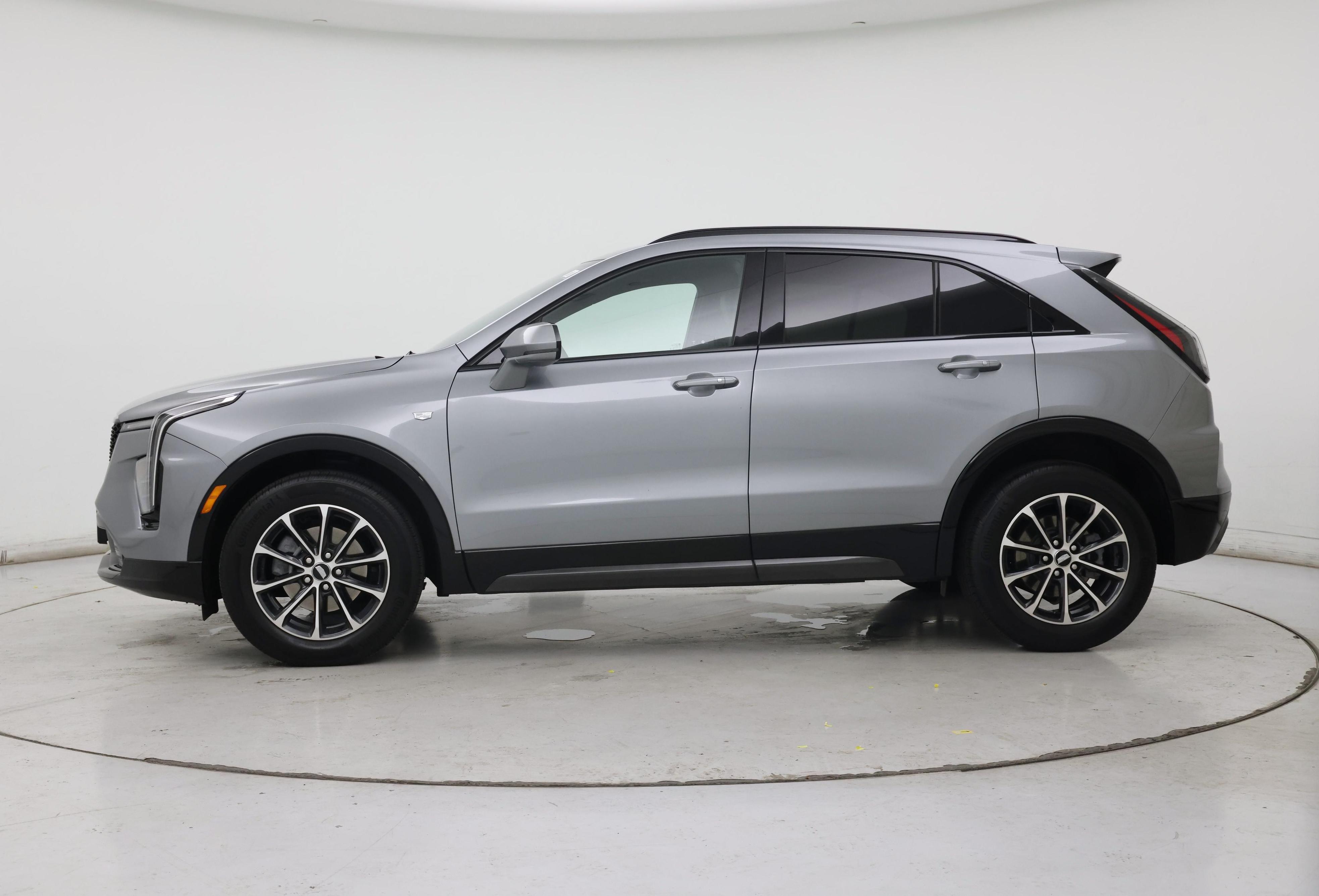 Thumbnail: 2024 Cadillac XT4 - 3