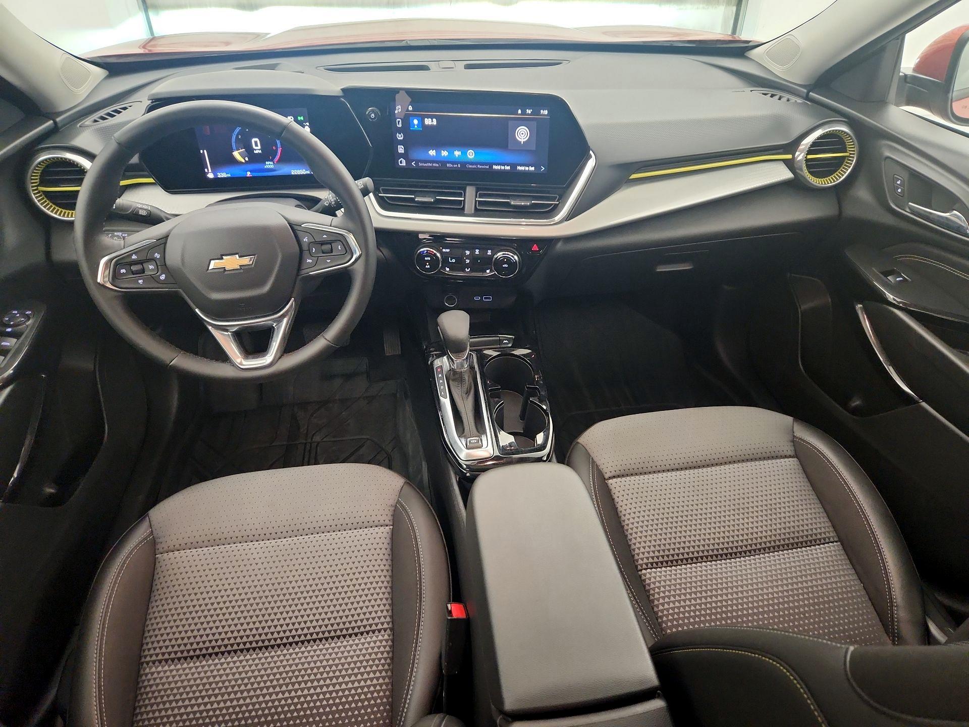 Thumbnail: 2024 Chevrolet Trax - 9