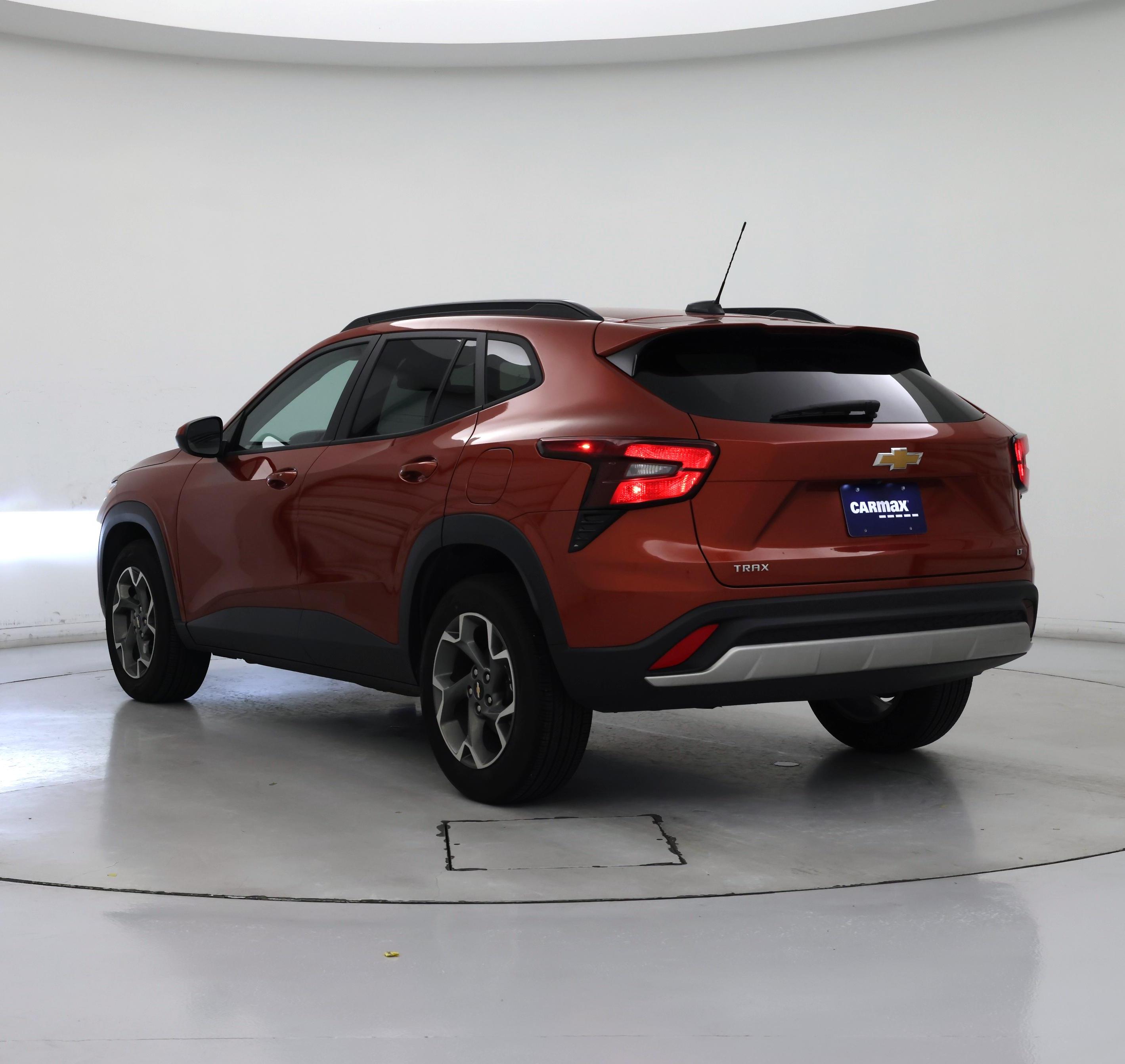 Thumbnail: 2024 Chevrolet Trax - 2