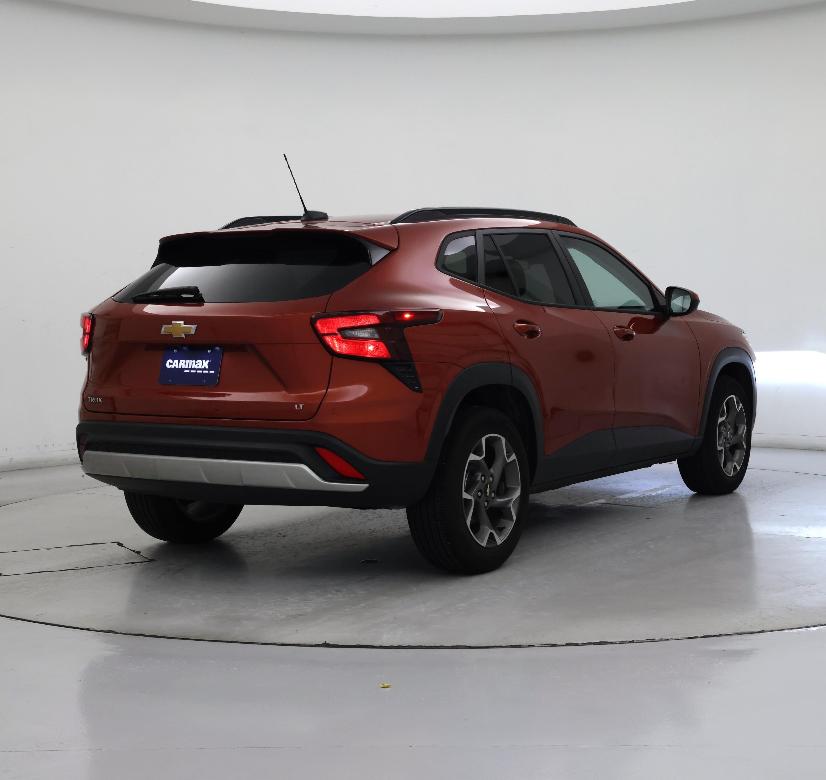 Thumbnail: 2024 Chevrolet Trax - 8