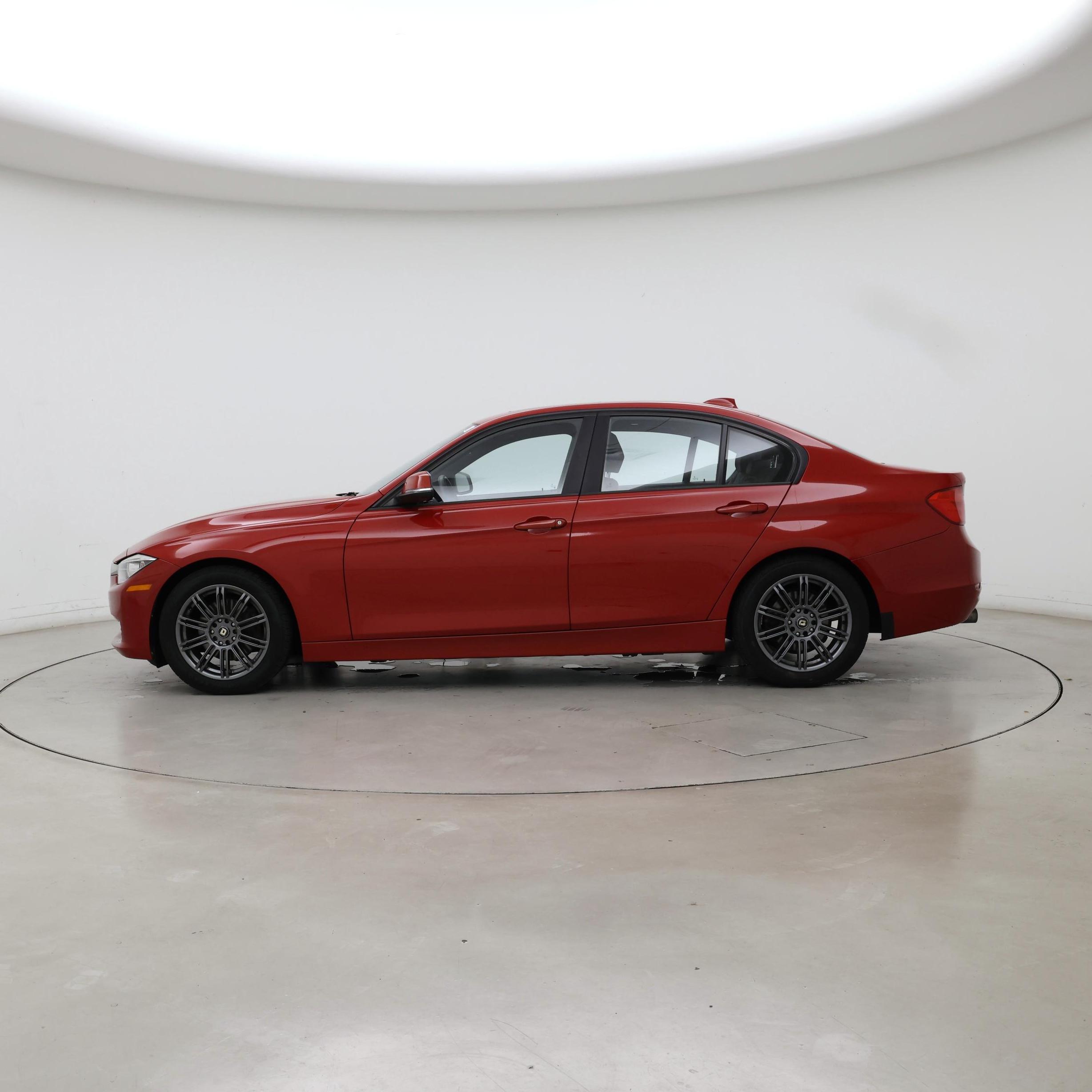 Thumbnail: 2014 BMW 3 Series - 3